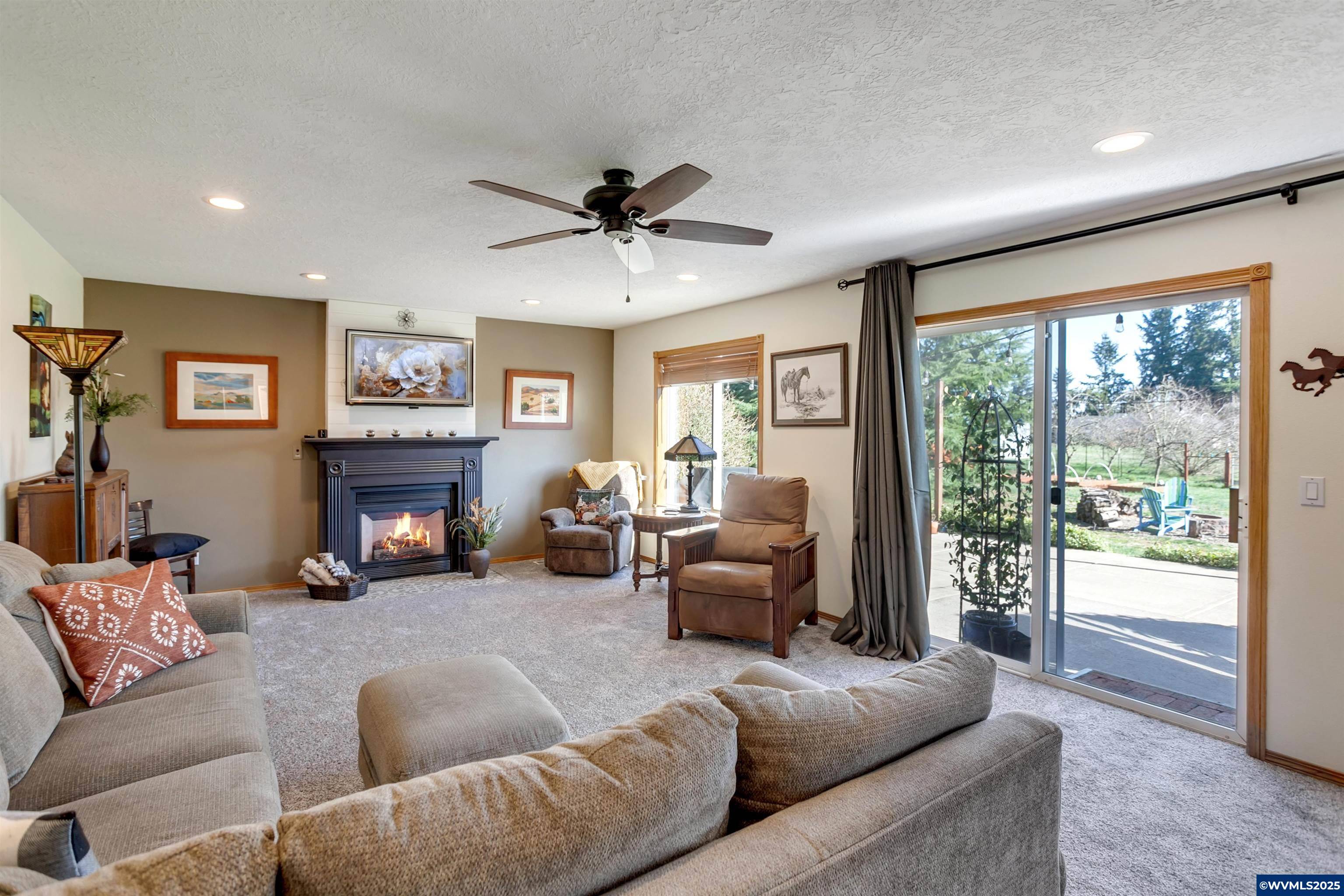 Salem, OR 97317,5946 Walina Ct SE SE