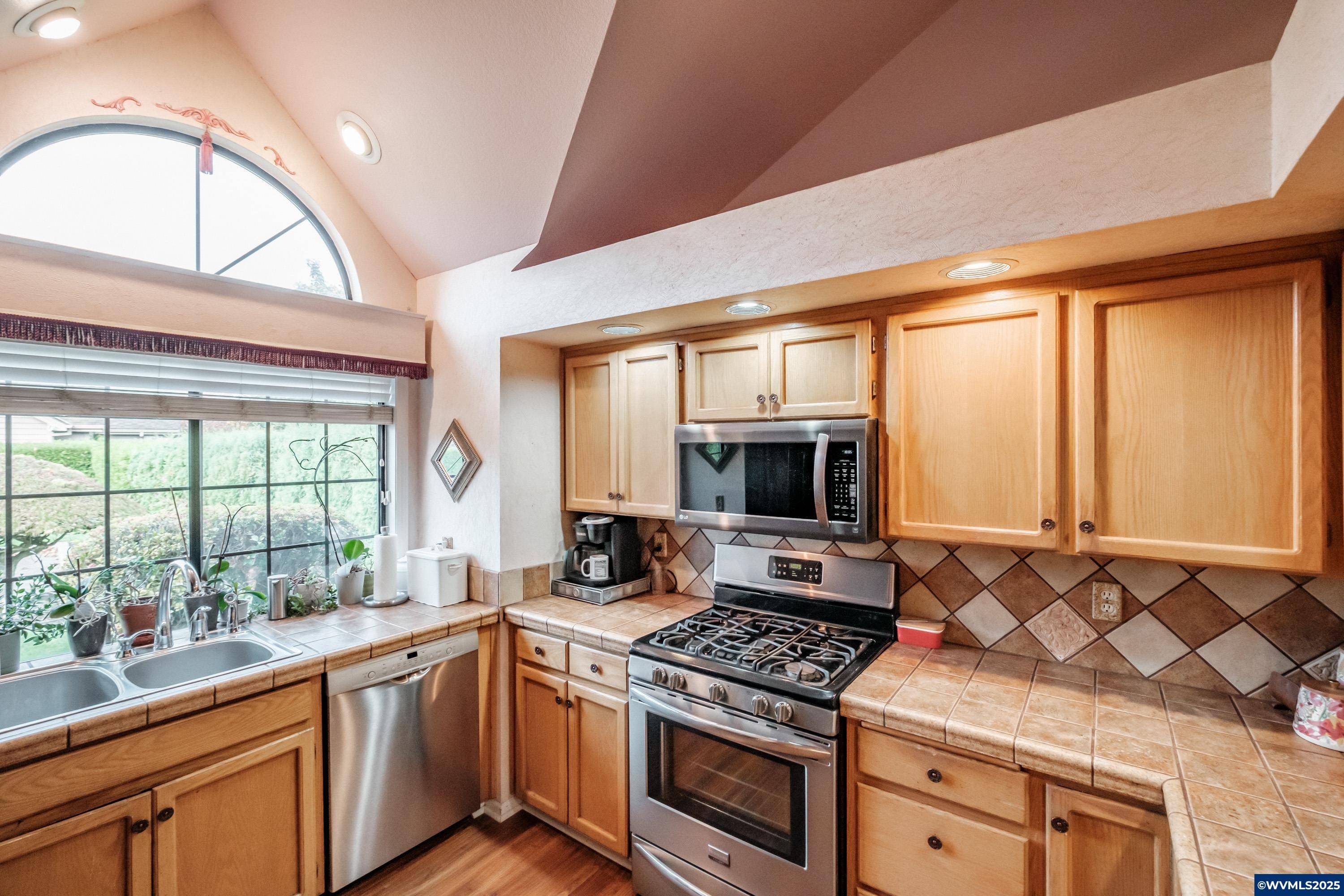 Keizer, OR 97303,6102 Trevino Ct N N