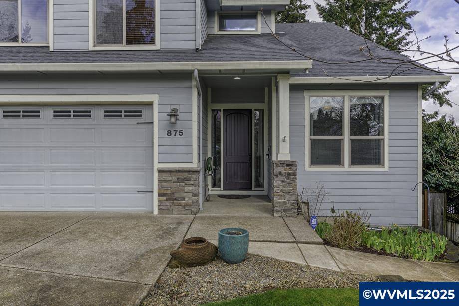 Salem, OR 97306,875 Carmelcrest Ct SE SE