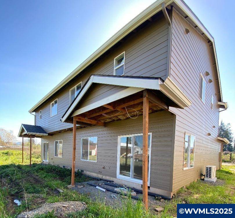 Lebanon, OR 97355,346 Seven Oaks Ln