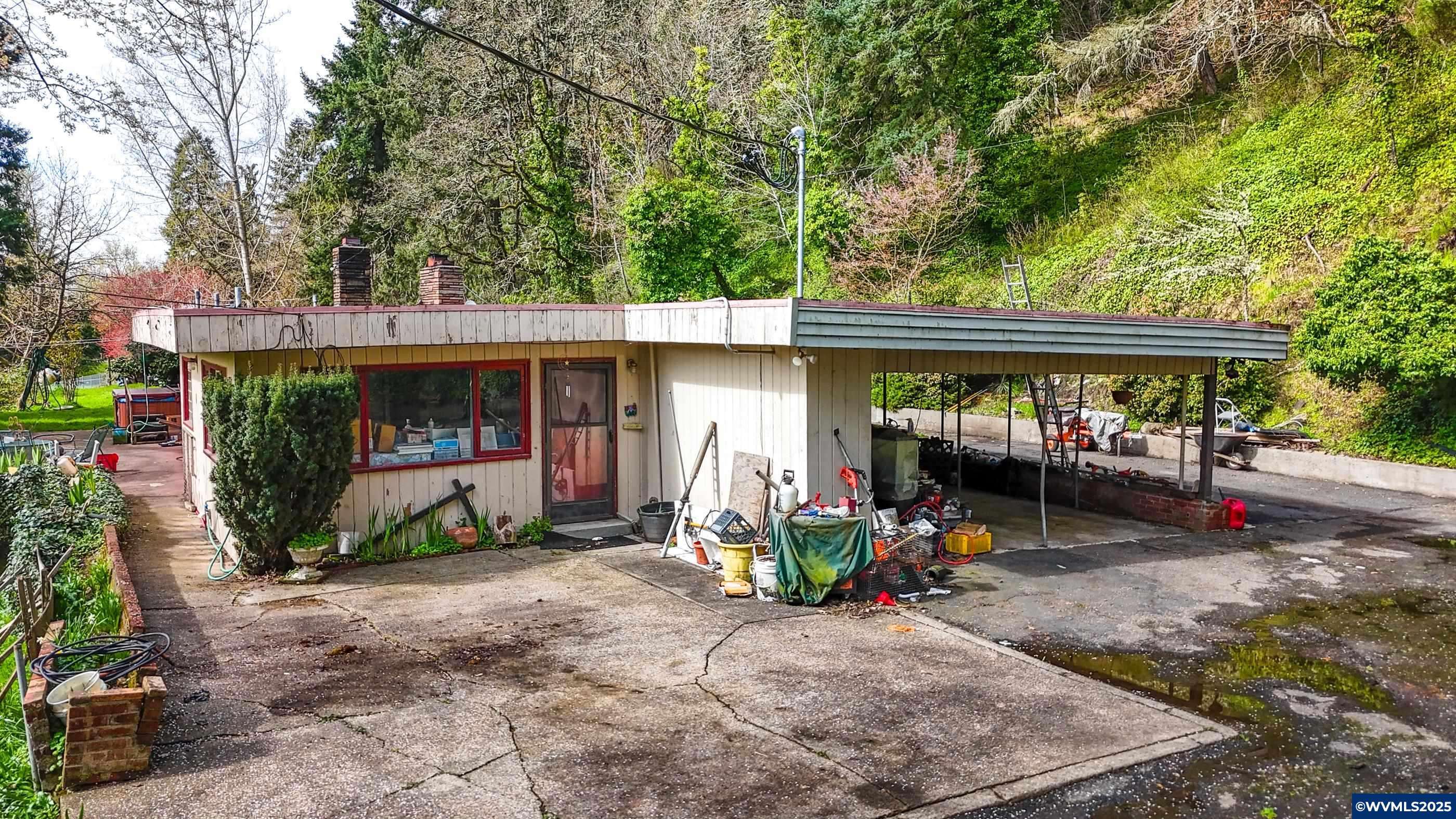 Lebanon, OR 97355,32763 Berlin Rd