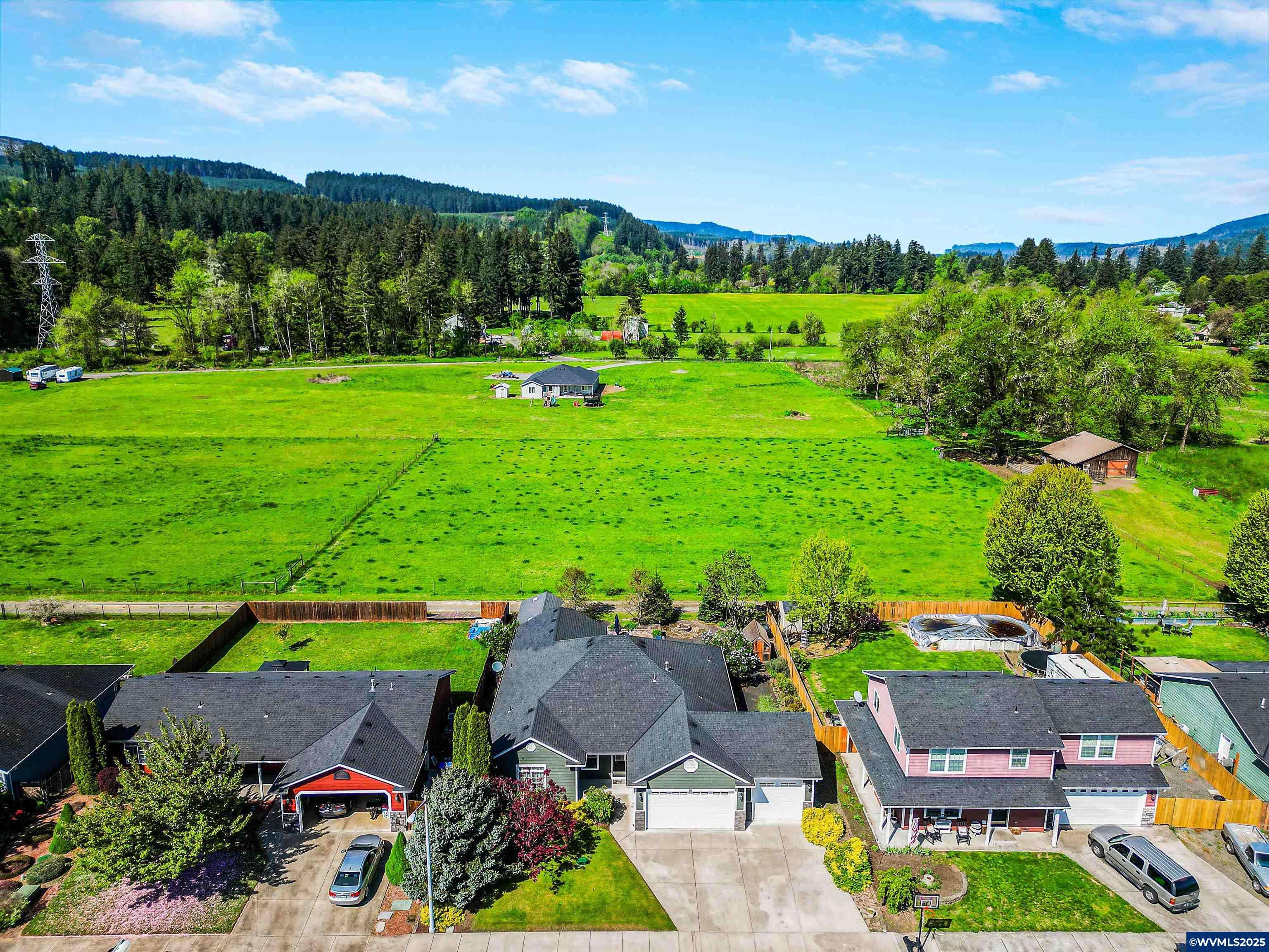 Mill City, OR 97360,1231 3rd Av