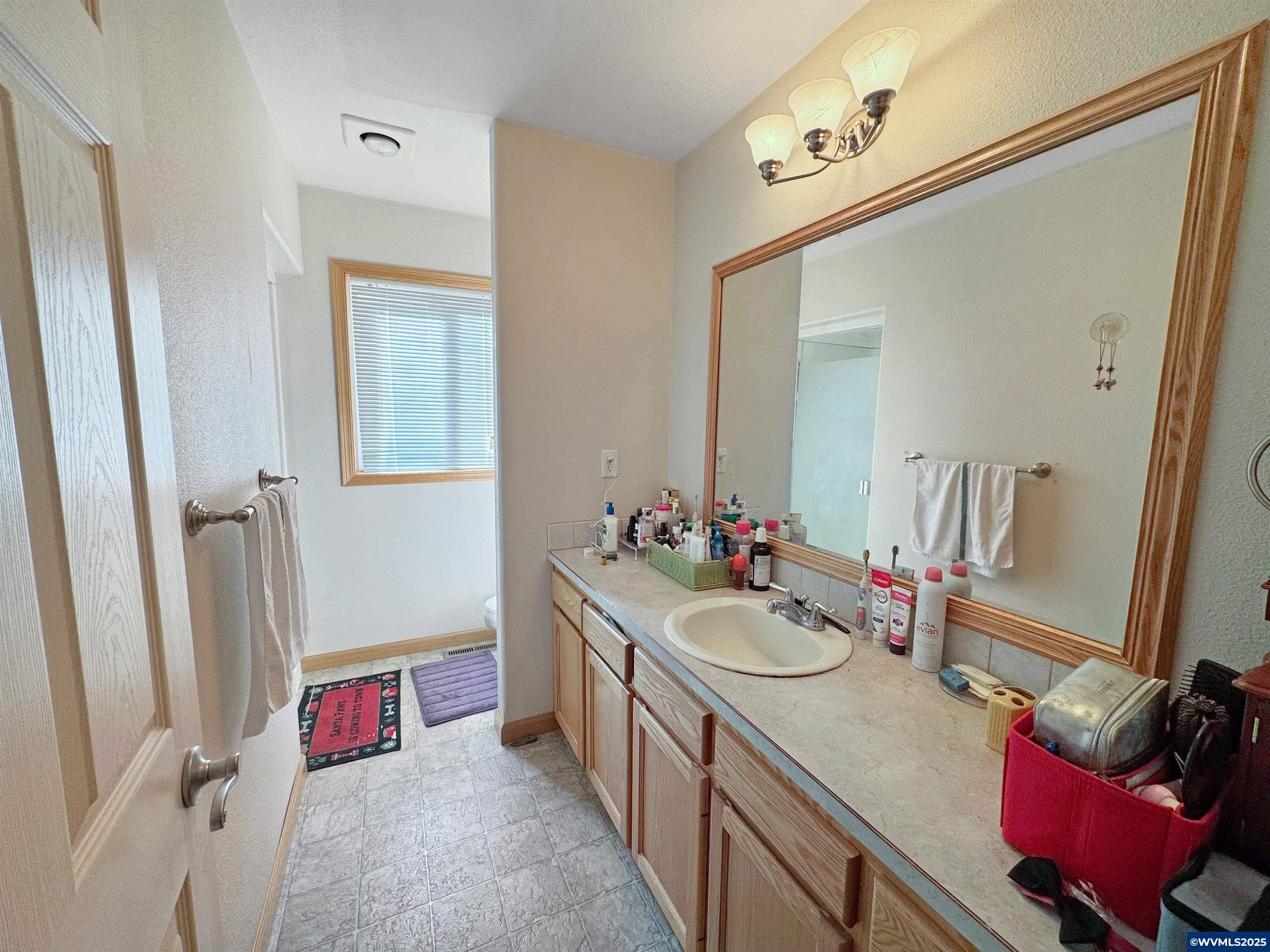 Keizer, OR 97303,704 Shannon Ct N N