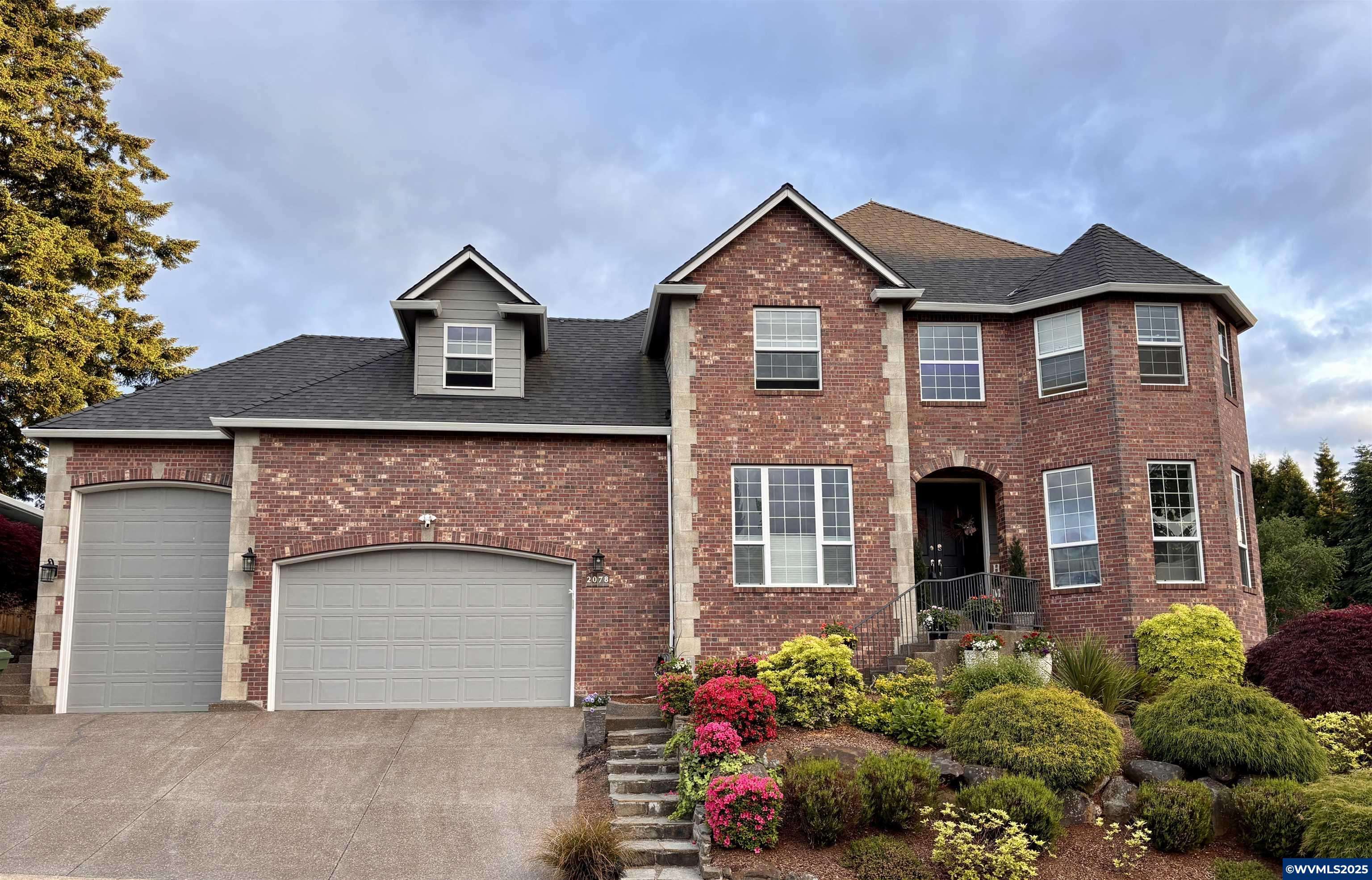 Salem, OR 97302-1992,2078 Churchill Av SE SE