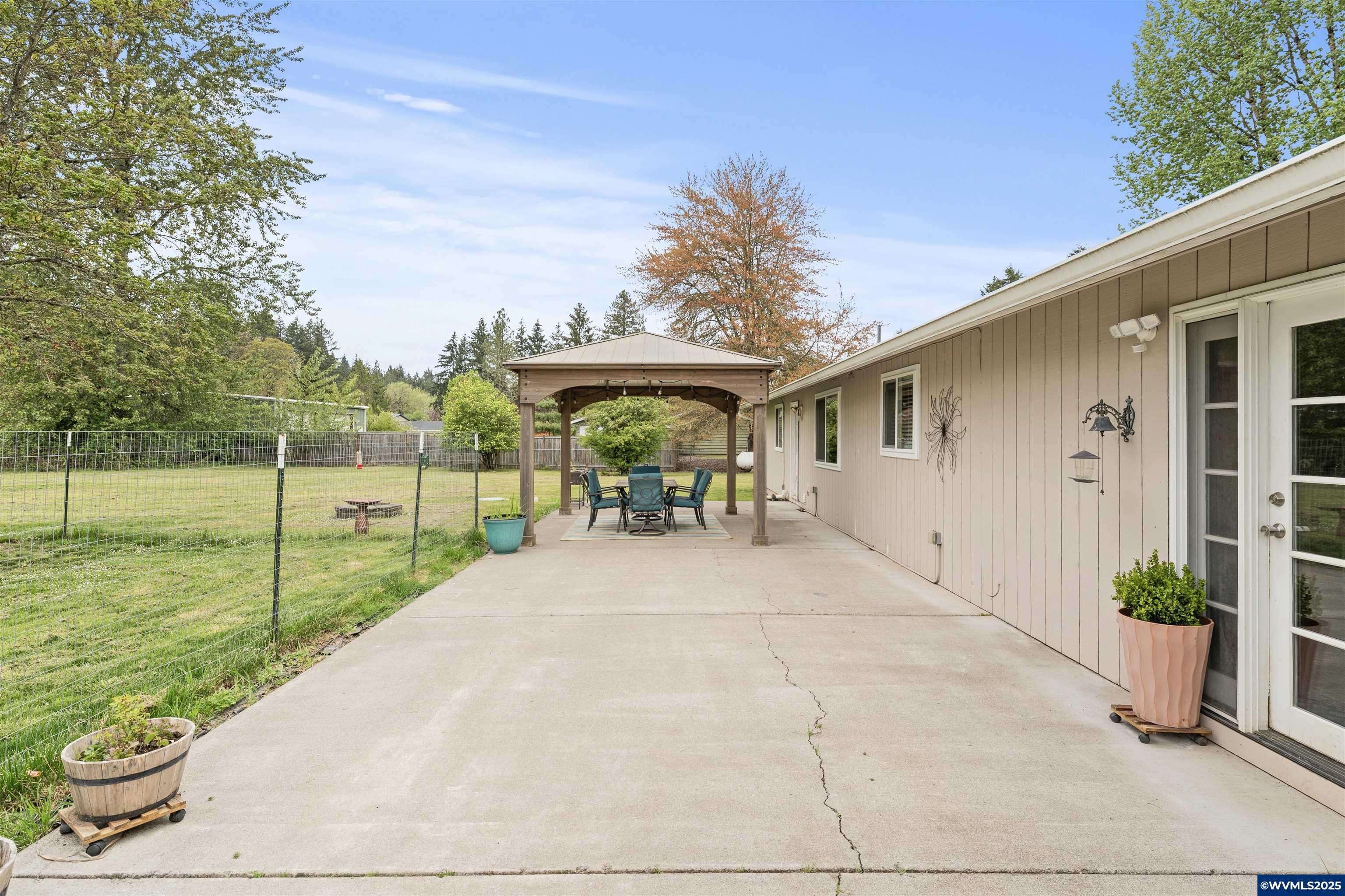 Lebanon, OR 97355,30434 Santiam River Rd