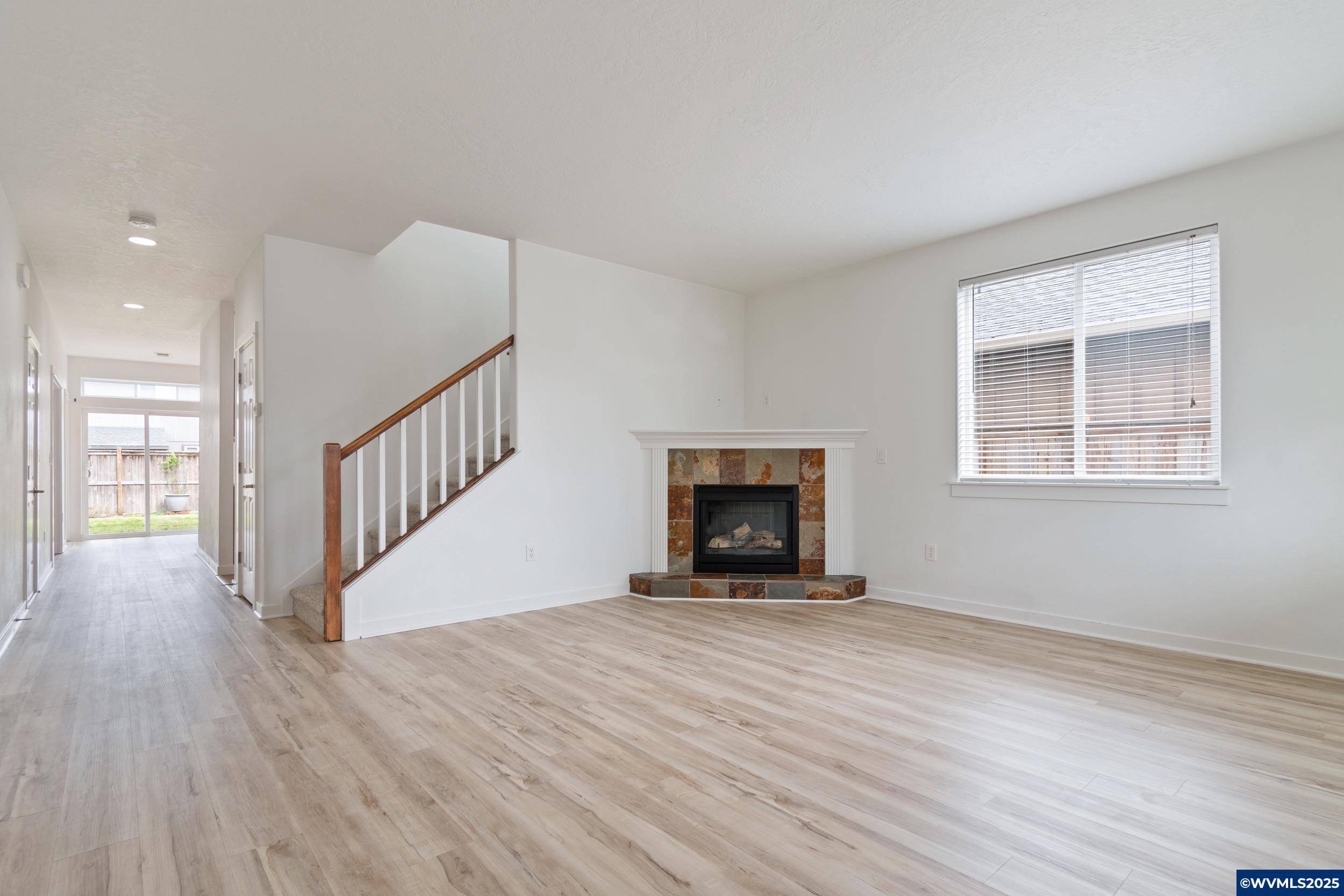 Albany, OR 97322,4059 Edgewater Dr NE NE