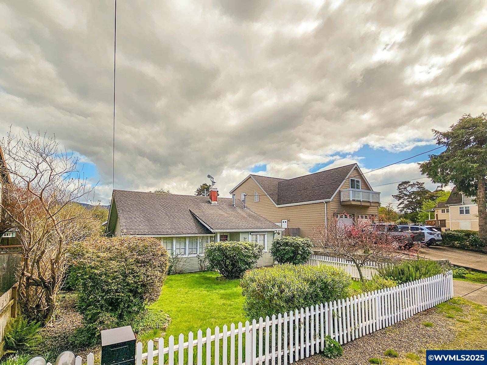 Lincoln City, OR 97367,6546 Ebb Av