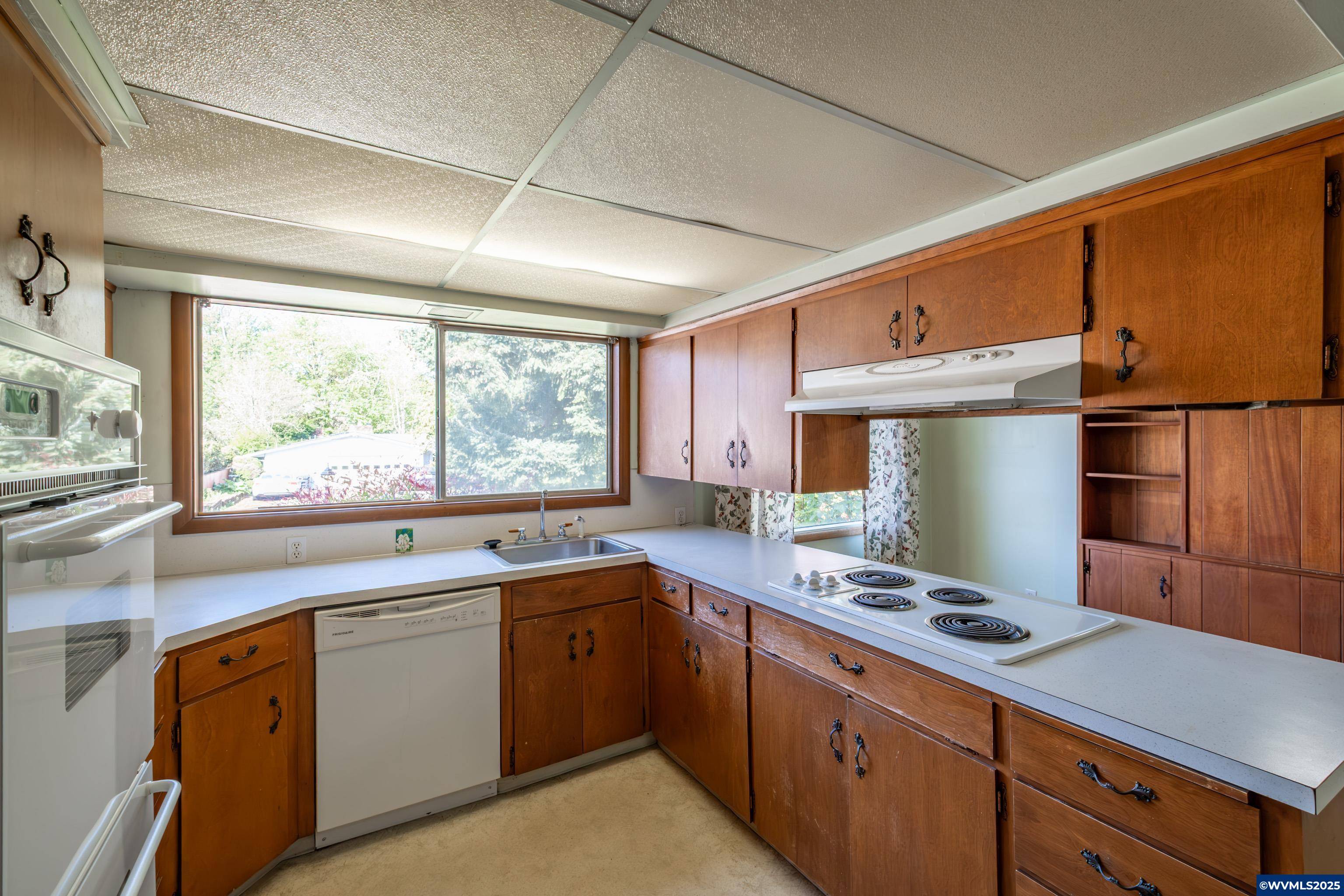 Lebanon, OR 97355,495 Carlson Dr