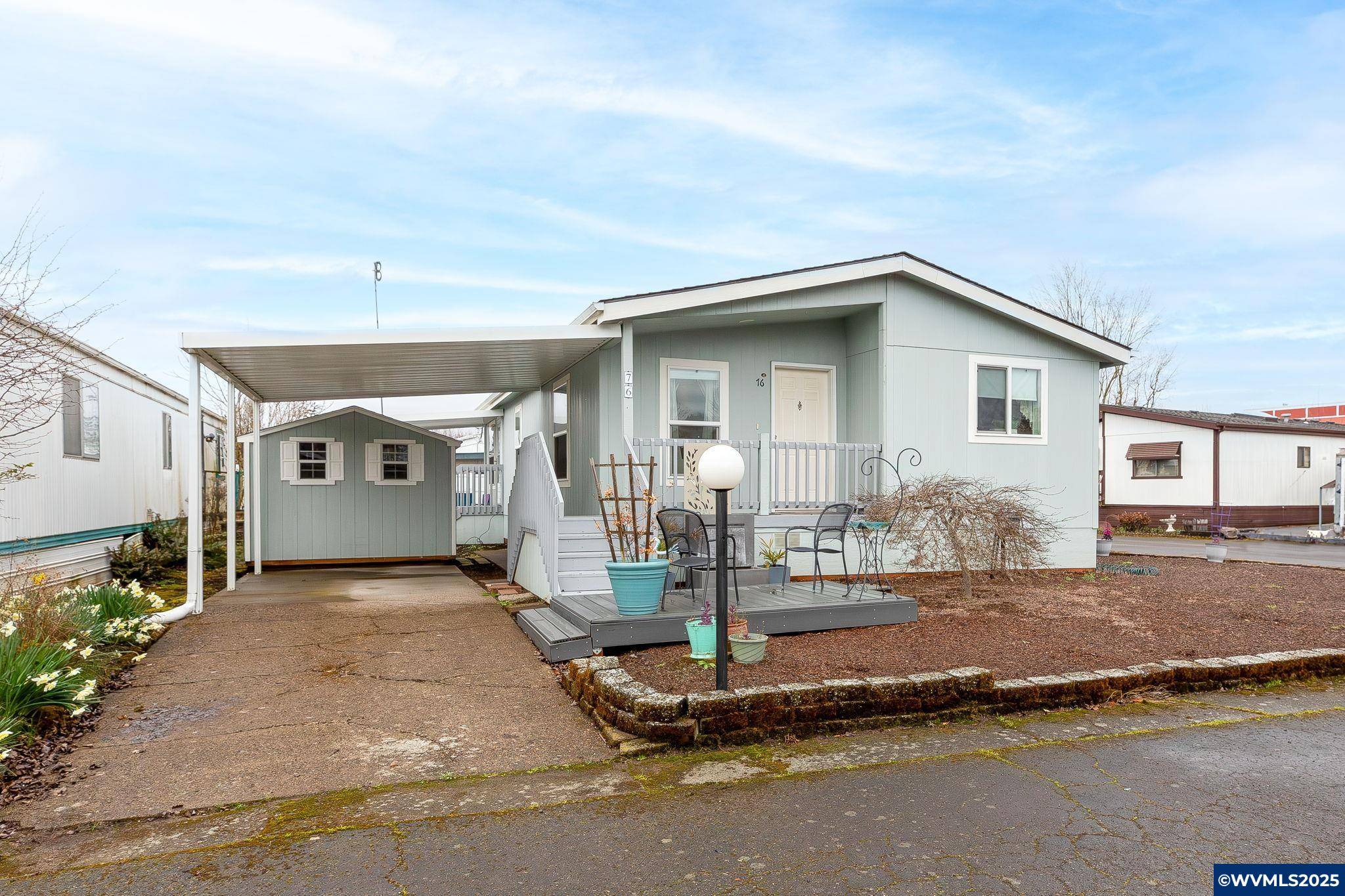 Woodburn, OR 97071,612 Casacde Dr
