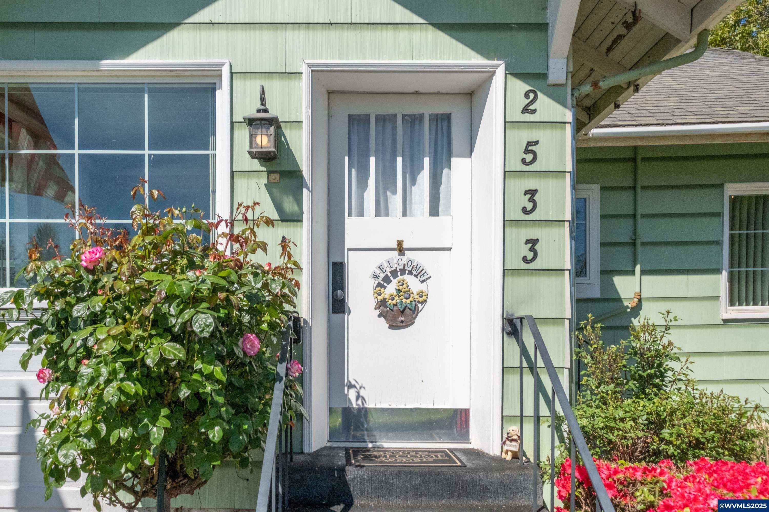 Albany, OR 97321,2533 West Thornton Lake Dr NW NW