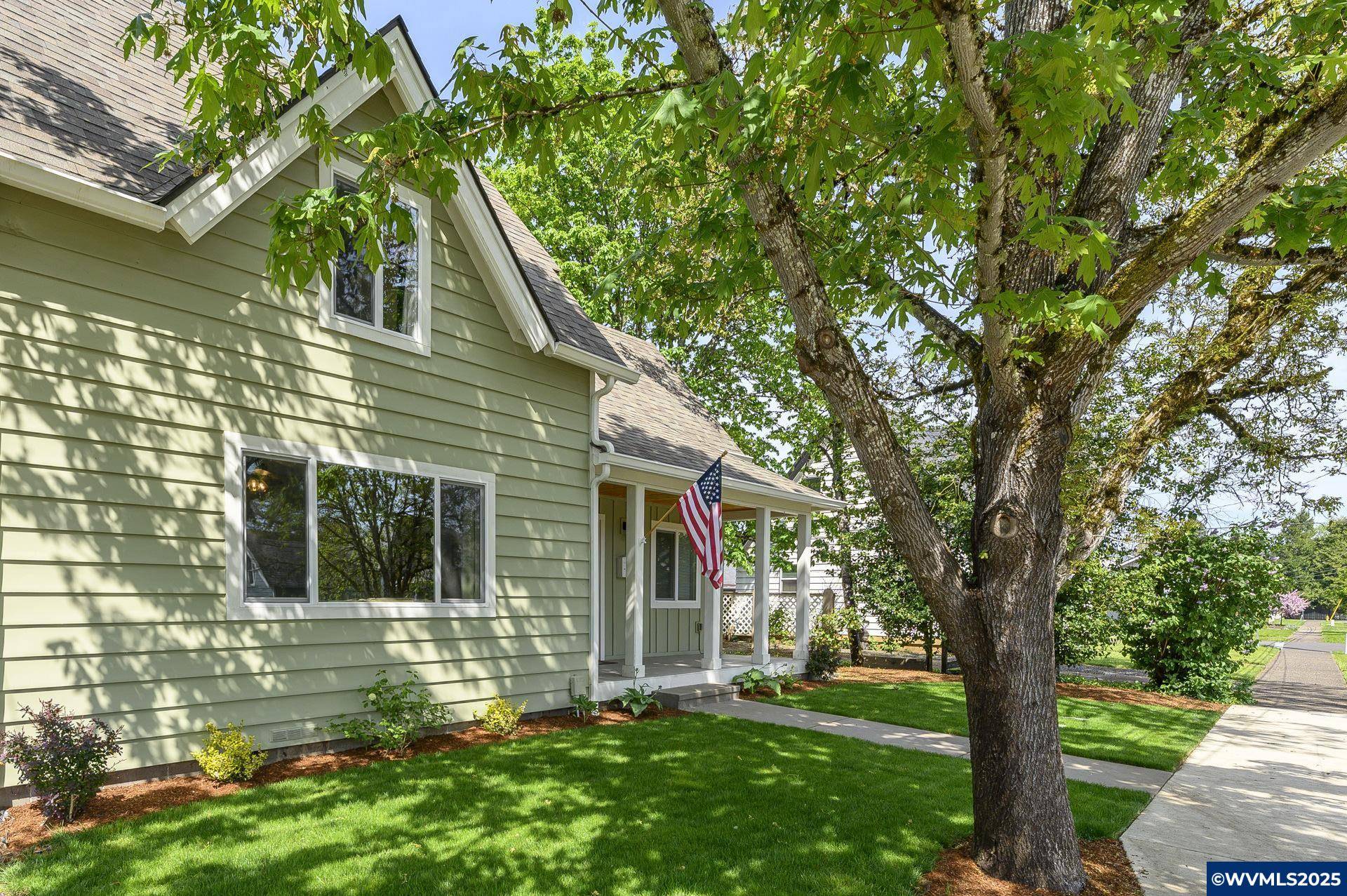 Dallas, OR 97338,160 Ash St