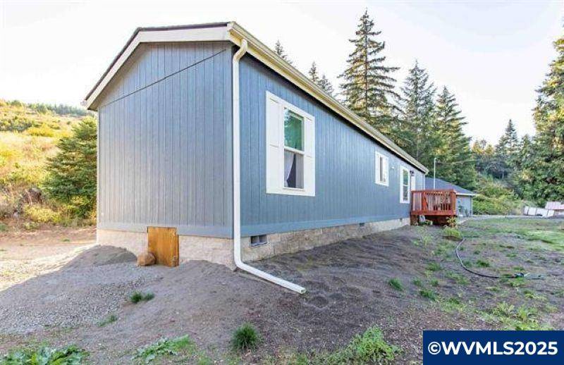Westfir, OR 97492,48232 Westoak Rd