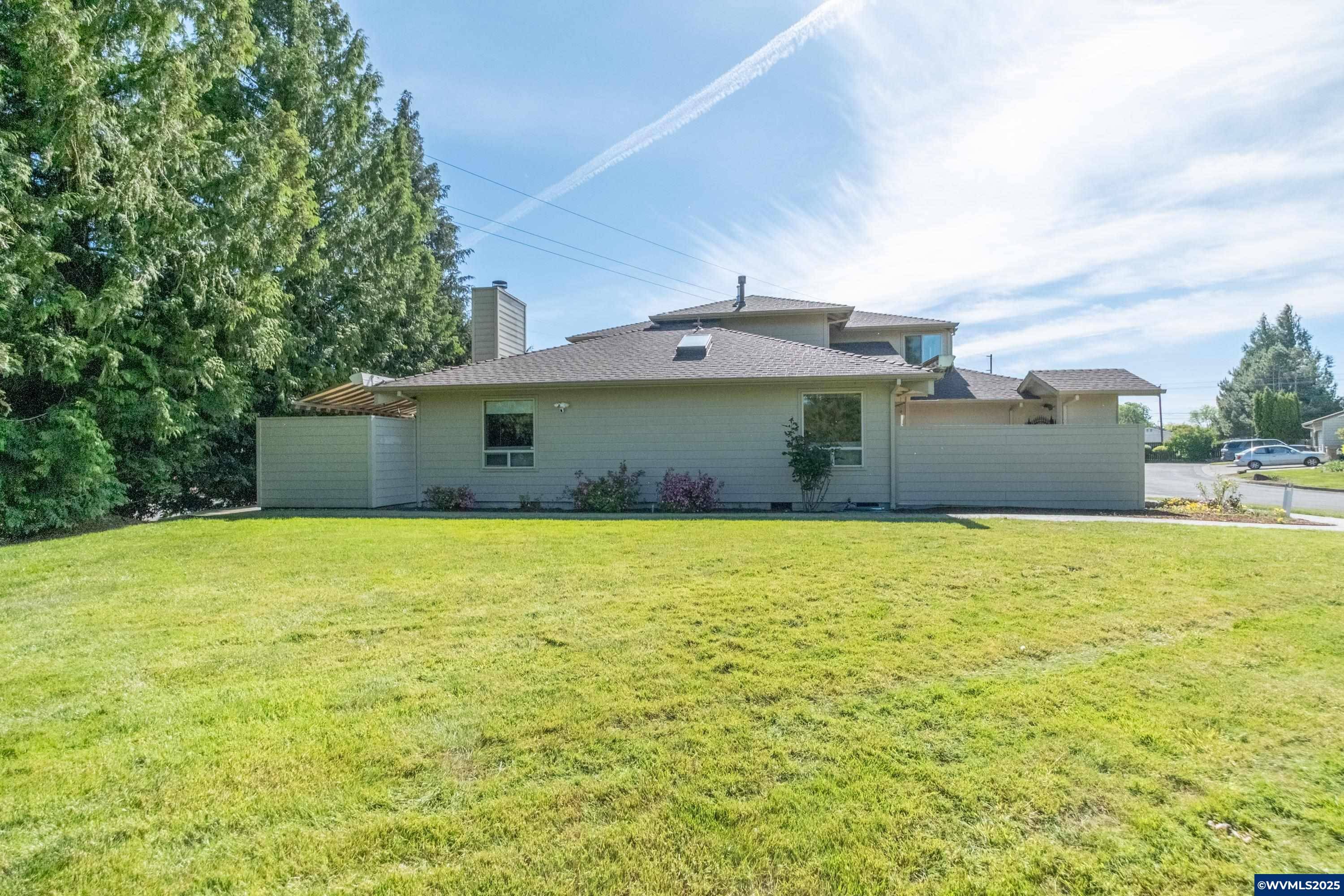 Albany, OR 97322,2724 Cedarwood Ct SE SE