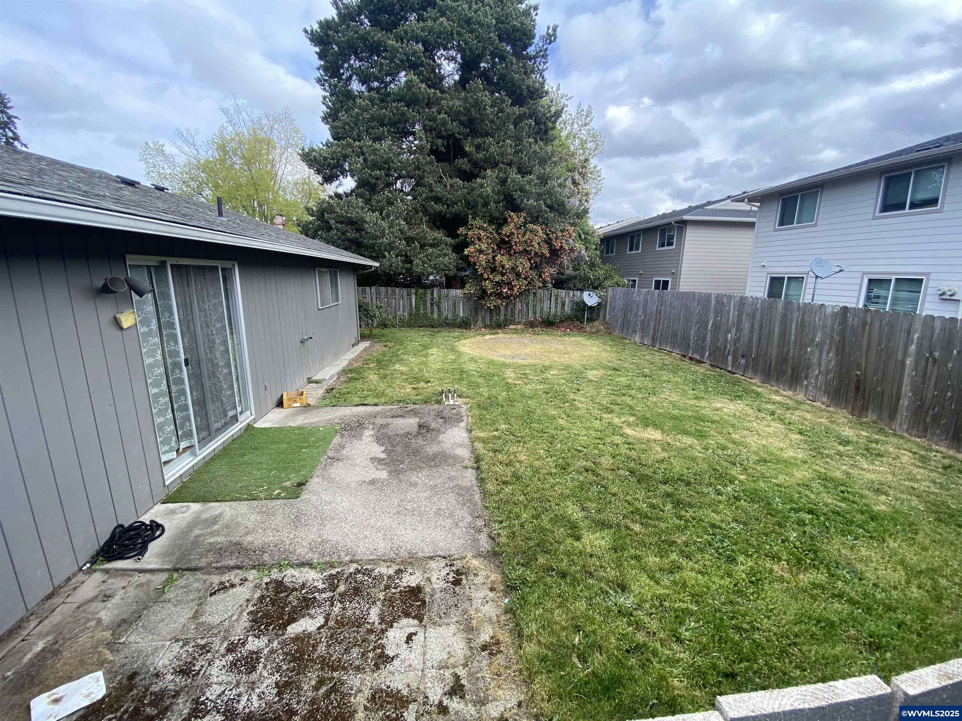 Salem, OR 97305,3574 Hermosa (& 3584) Ct NE NE