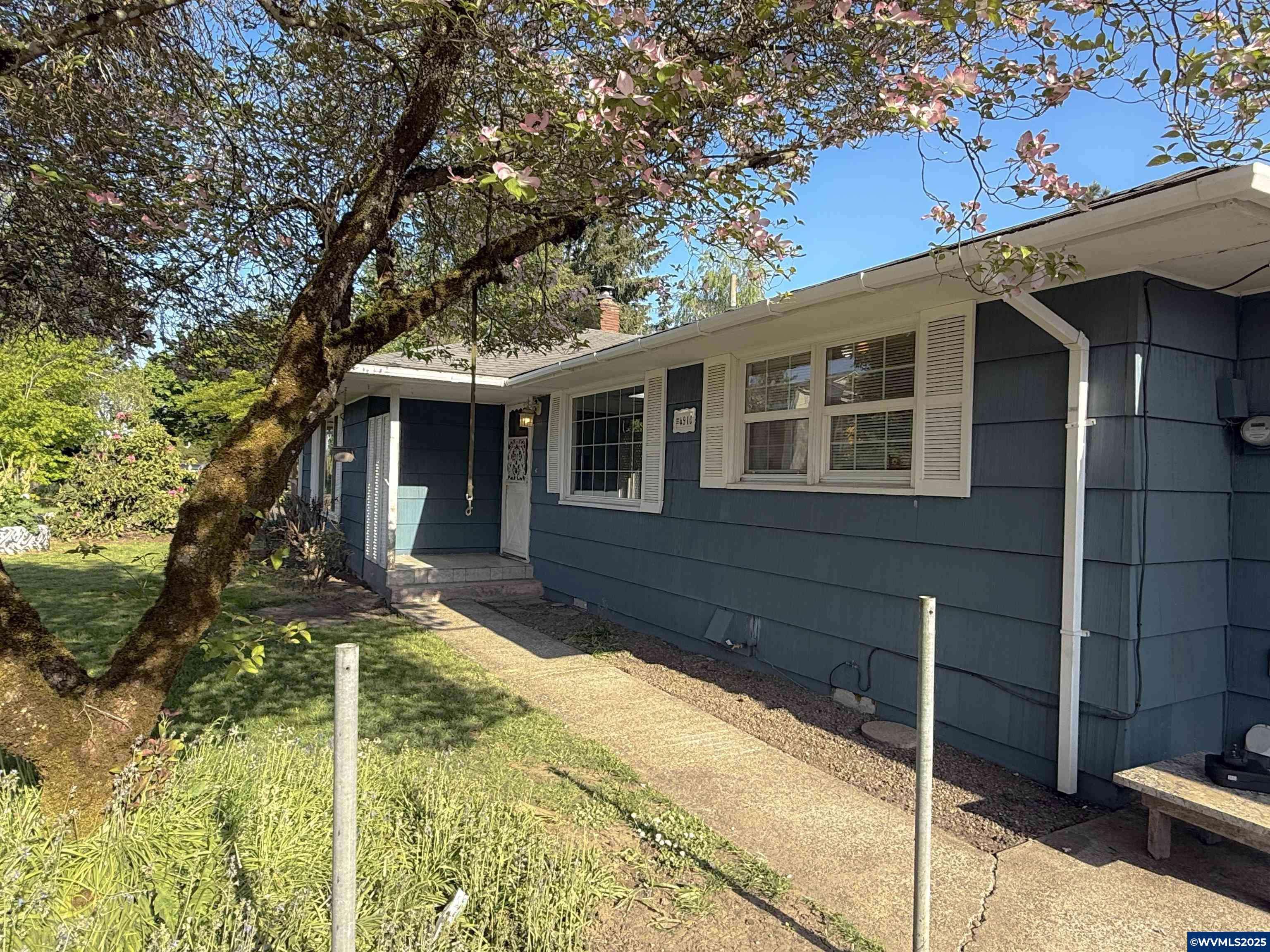 Salem, OR 97301,4910 State St