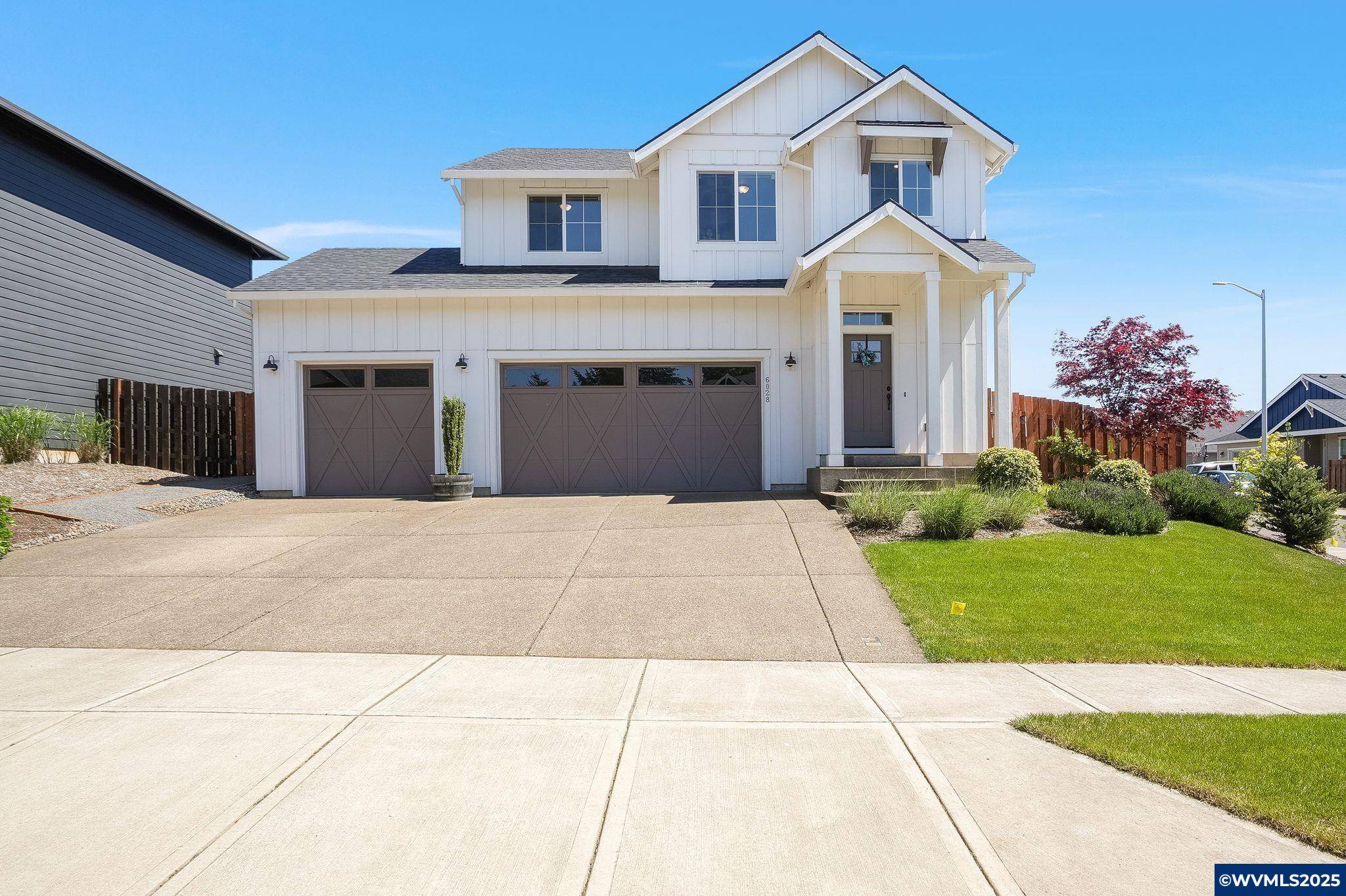 Salem, OR 97306,6028 Eagle Dance St S S
