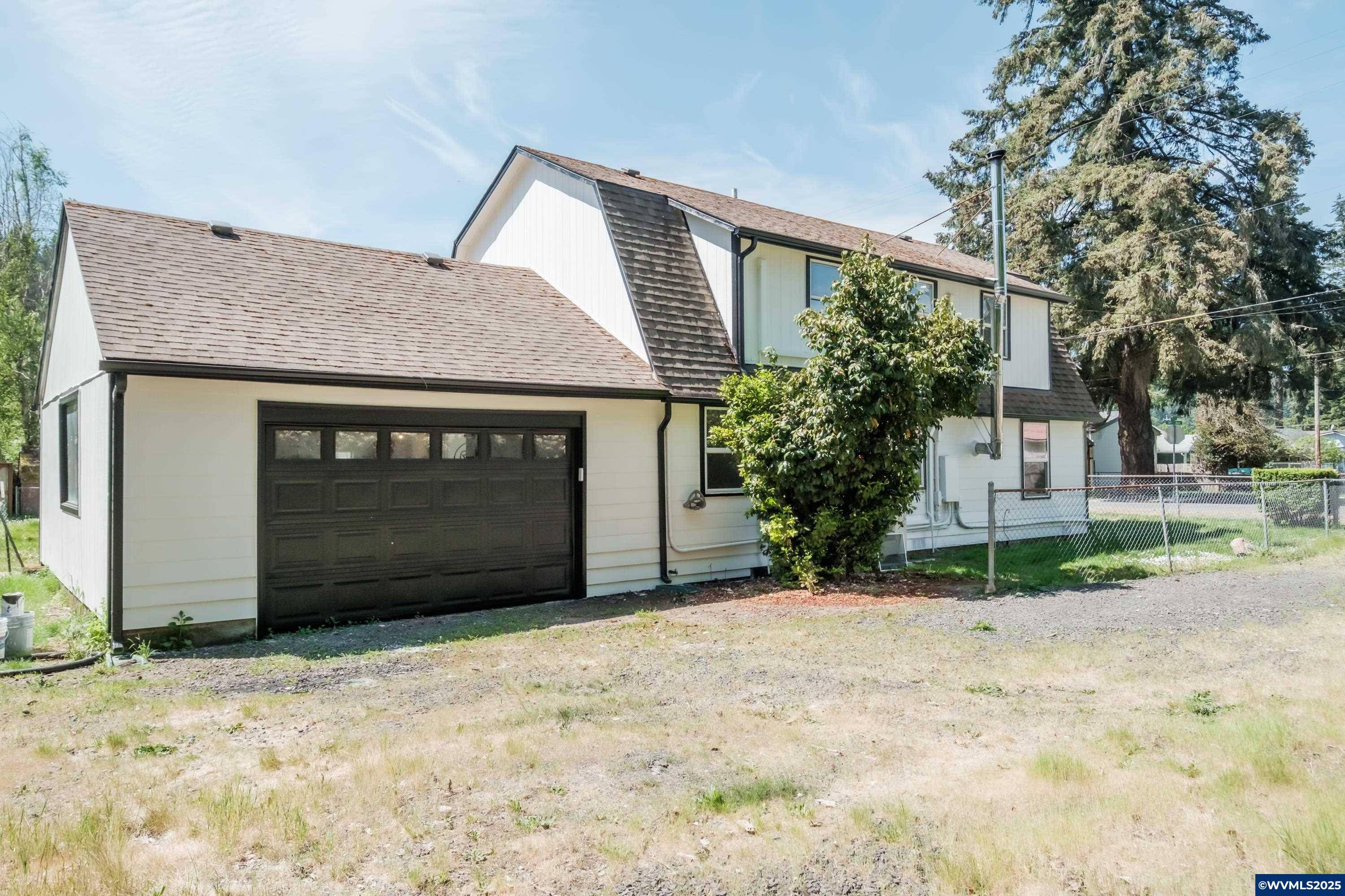 Sweet Home, OR 97386,605 14th Av