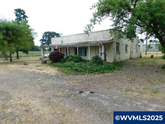 Jefferson, OR 97352,3824 Buena Vista Rd S S