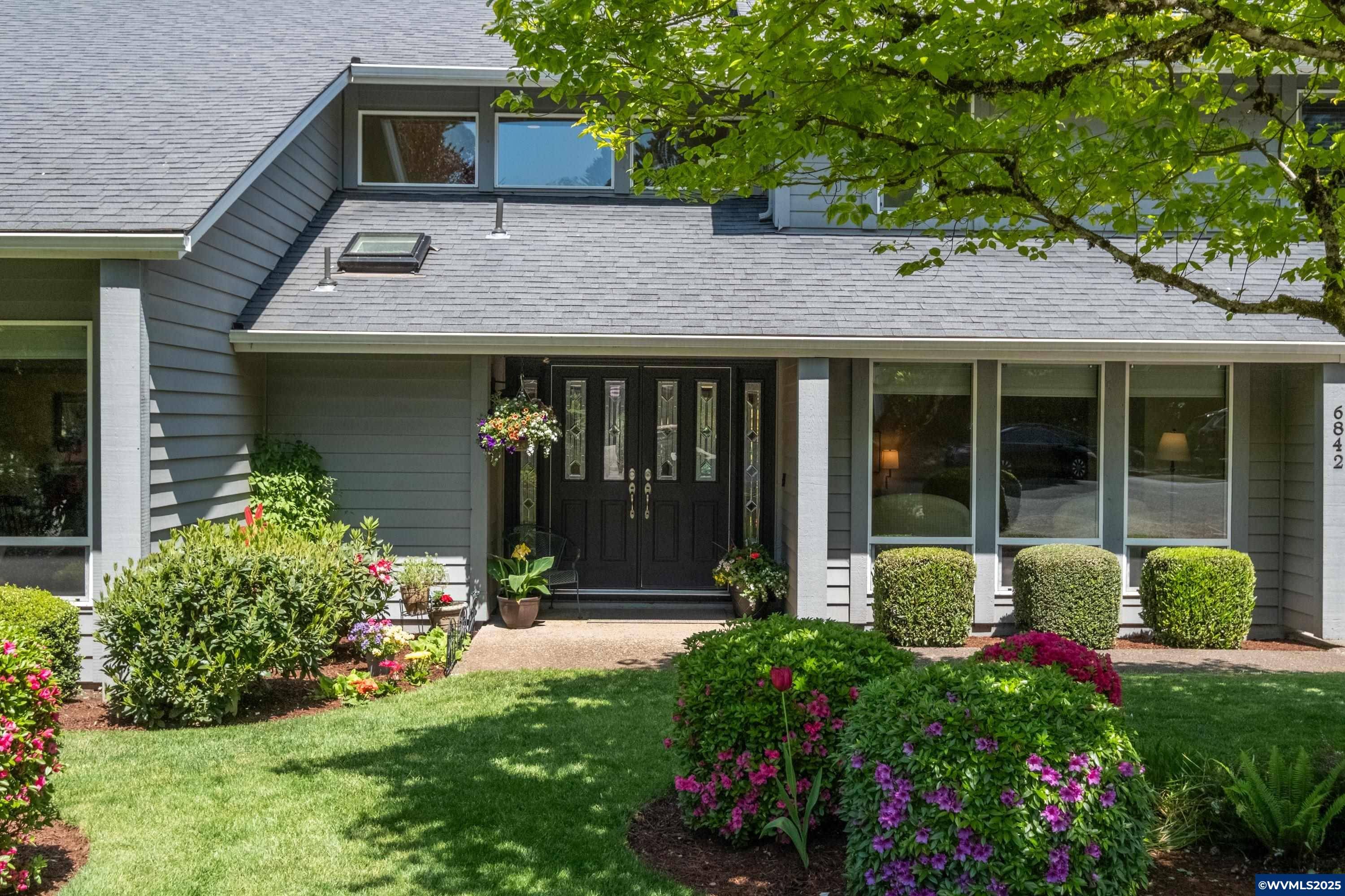 Salem, OR 97306,6842 Lemongrass Lp SE SE