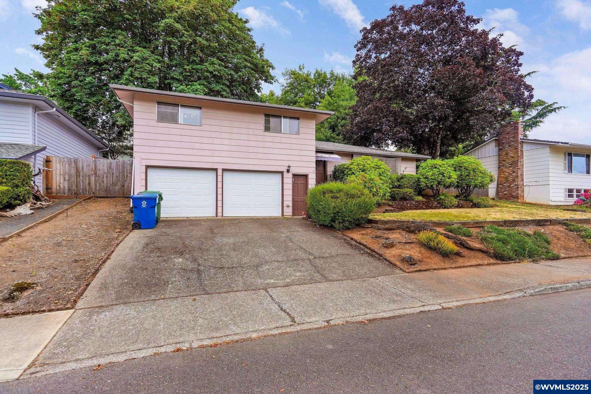 Salem, OR 97304,735 21st Pl NW NW