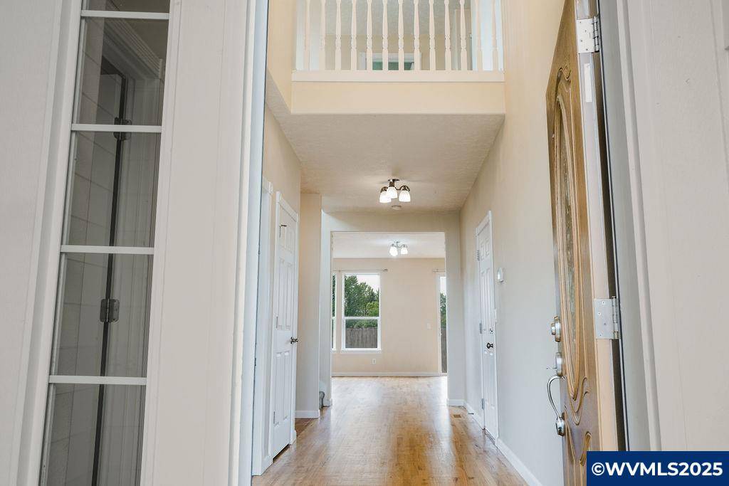 Monmouth, OR 97361,1211 Margaret St E E