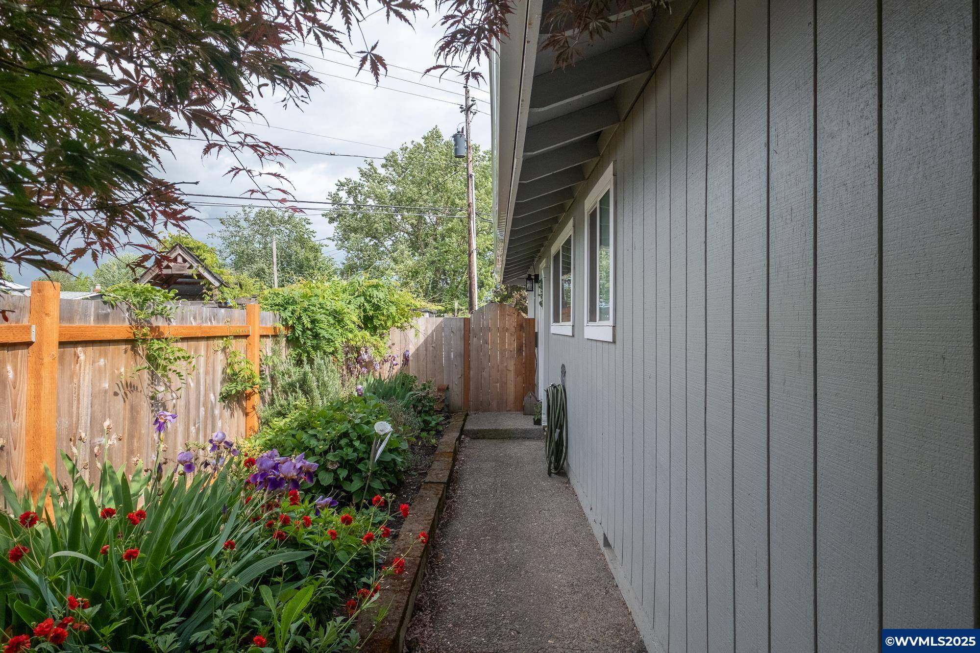 Albany, OR 97322,2261 Fulton Pl SE SE