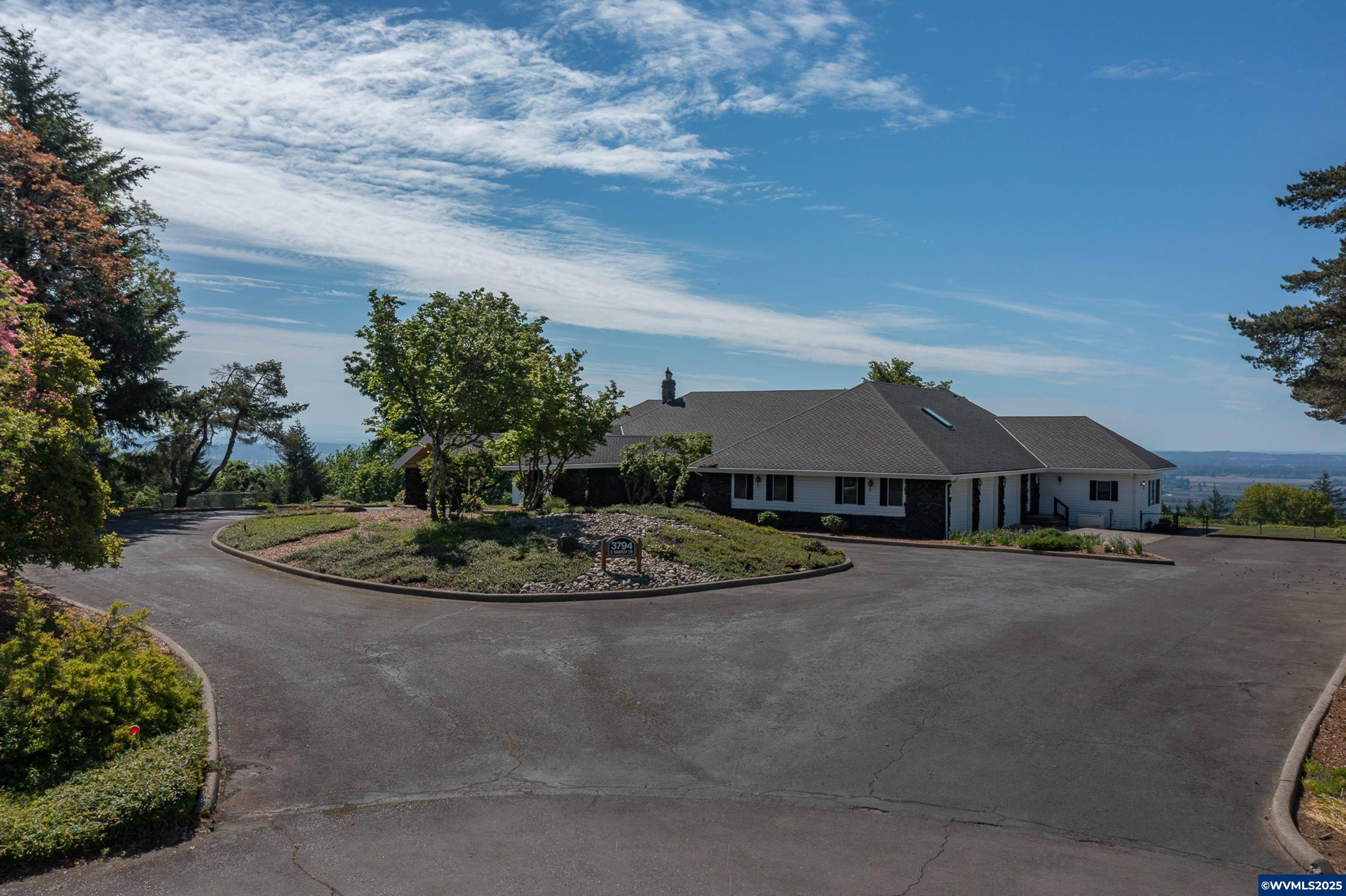 Salem, OR 97306,3794 East Nanitch Cir SE SE
