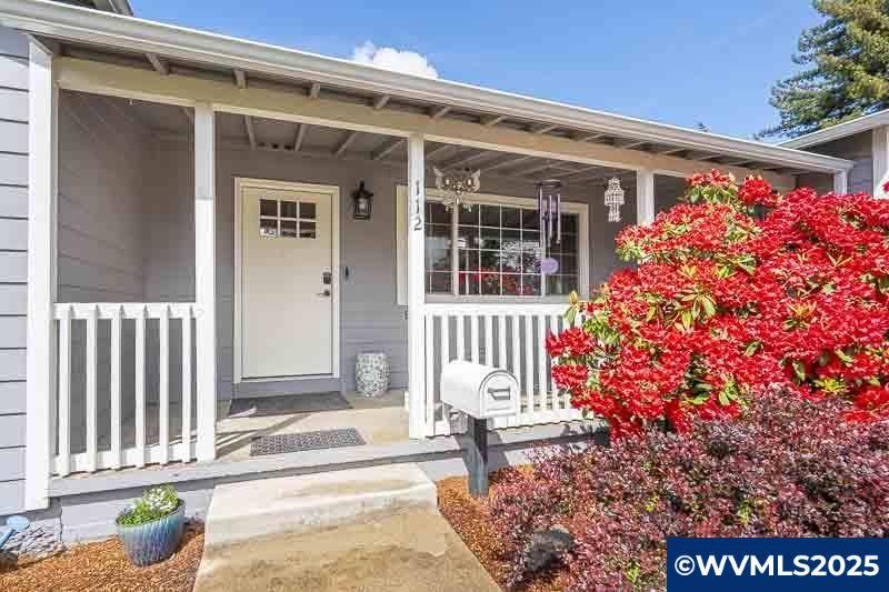 Independence, OR 97351,112 6th St