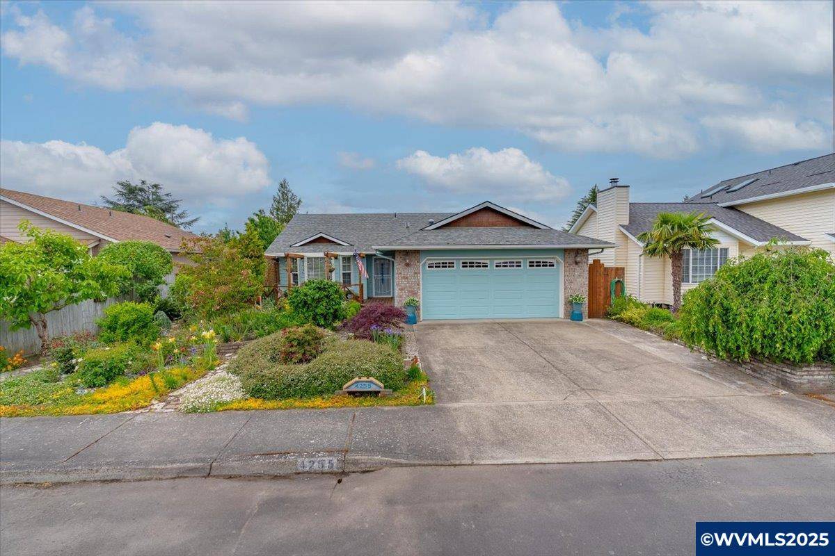 Salem, OR 97305,4255 Great Plains Dr NE NE