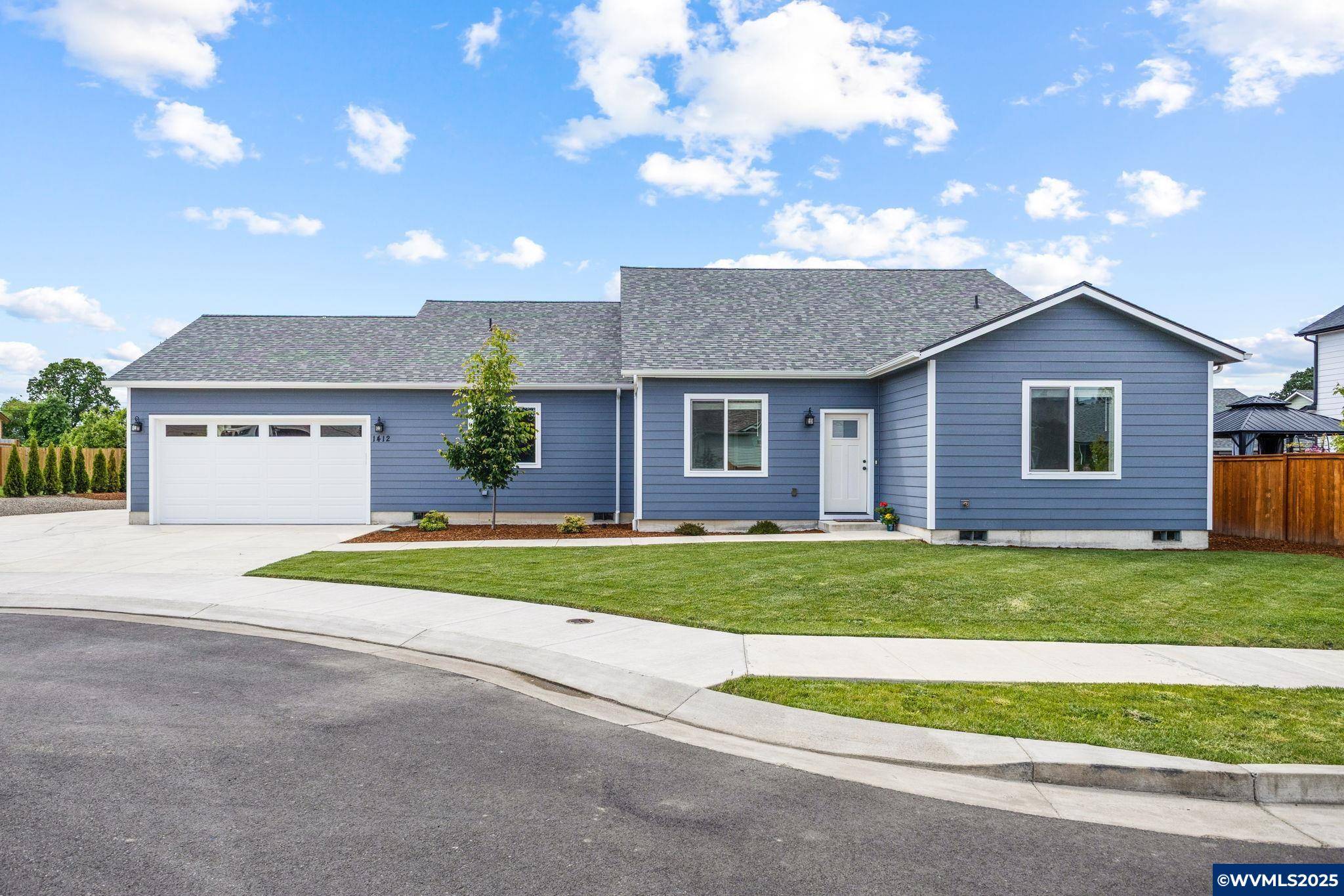 Albany, OR 97321,1412 Ellis Av NW NW