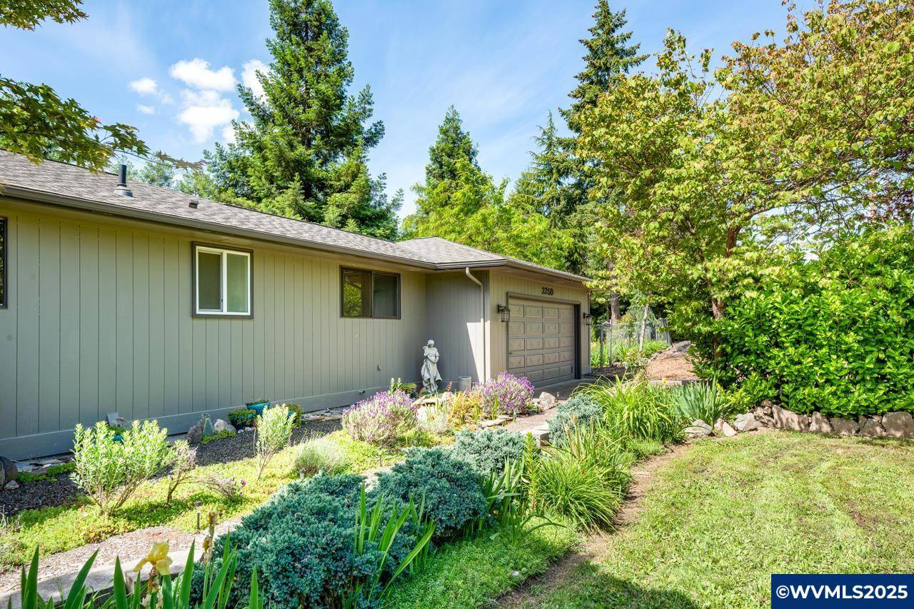 Albany, OR 97321,2250 Meadow Wood Dr