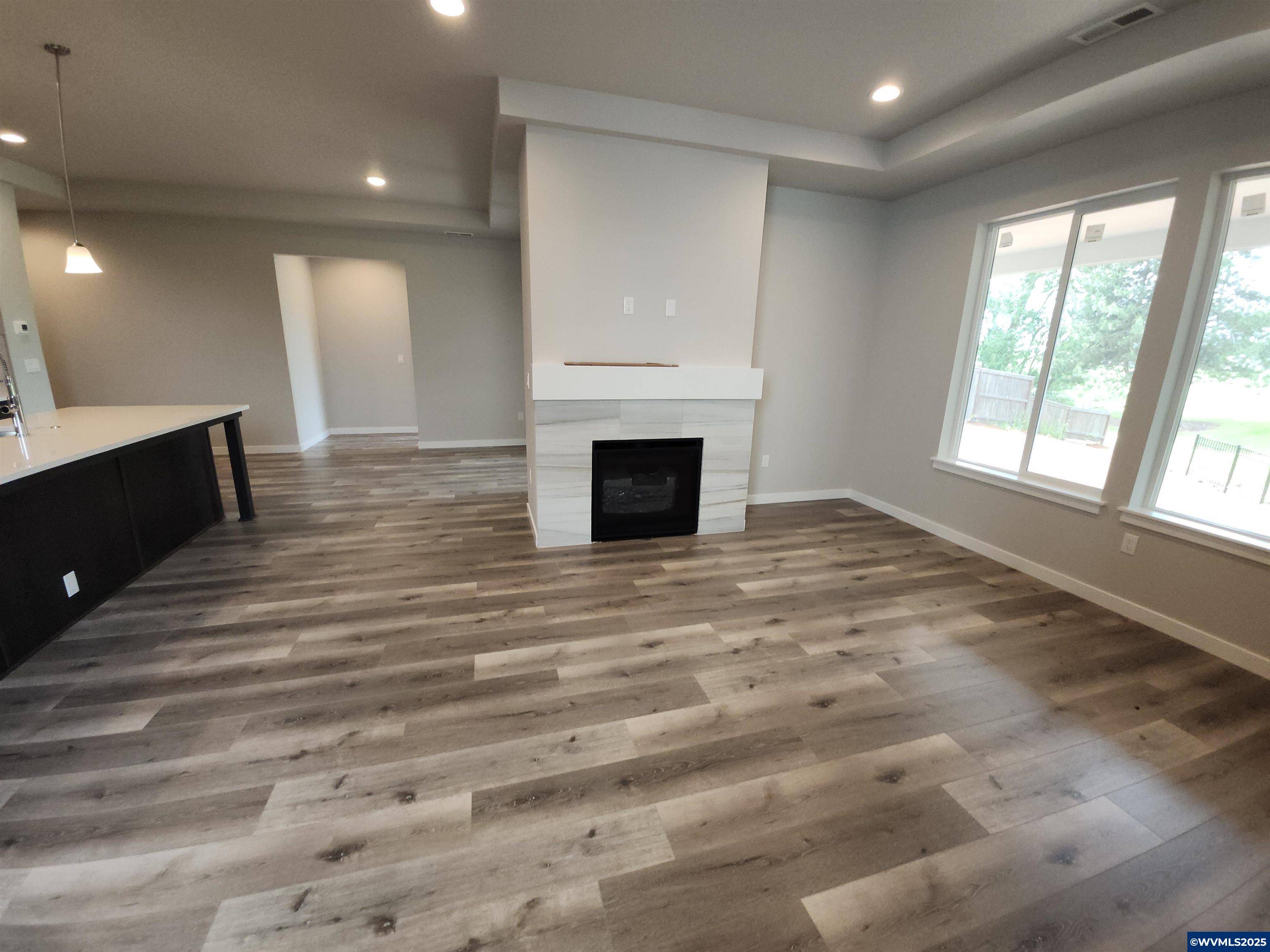 Woodburn, OR 97071,3025 Olympic St