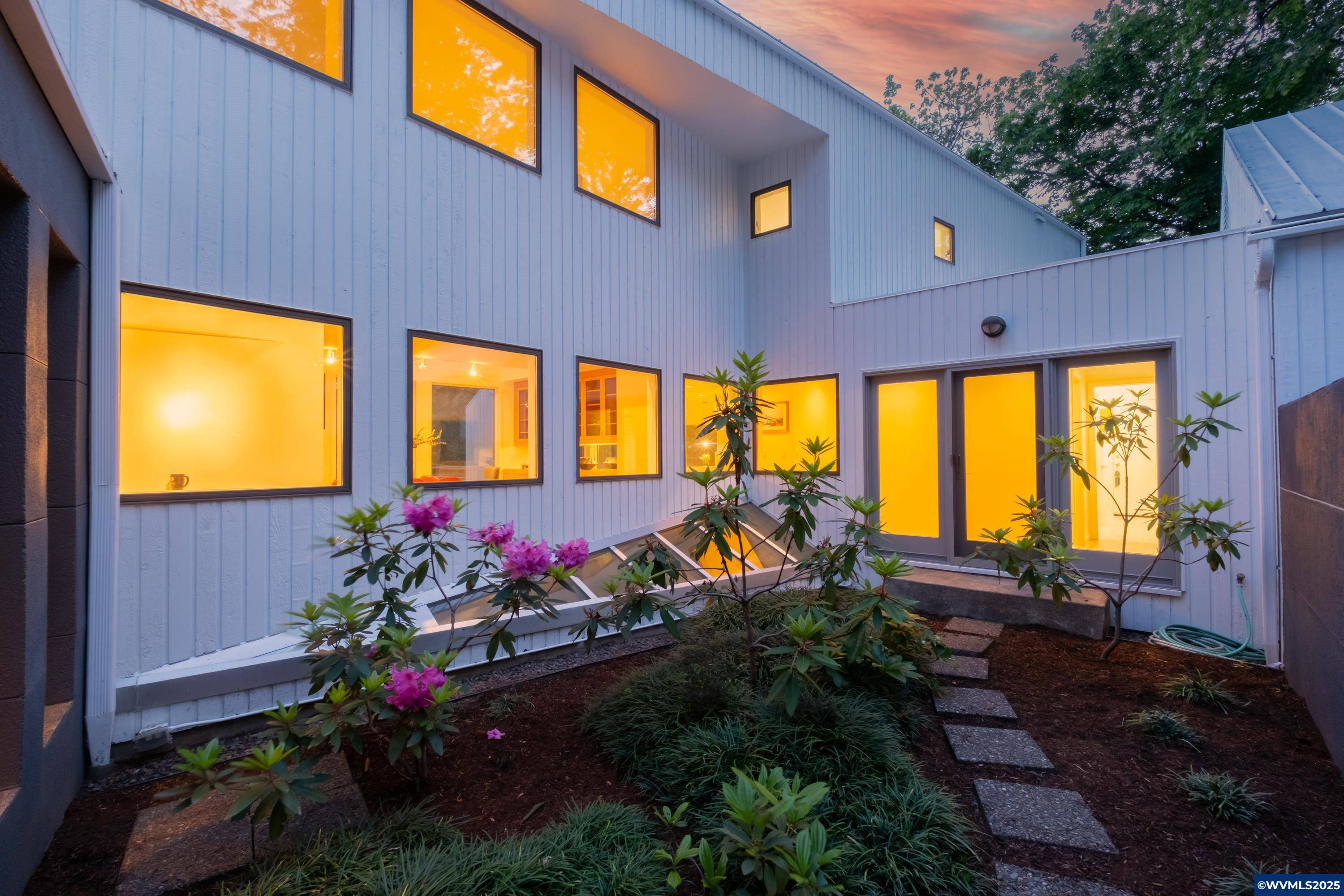 Corvallis, OR 97330,2790 Sulphur Springs Rd