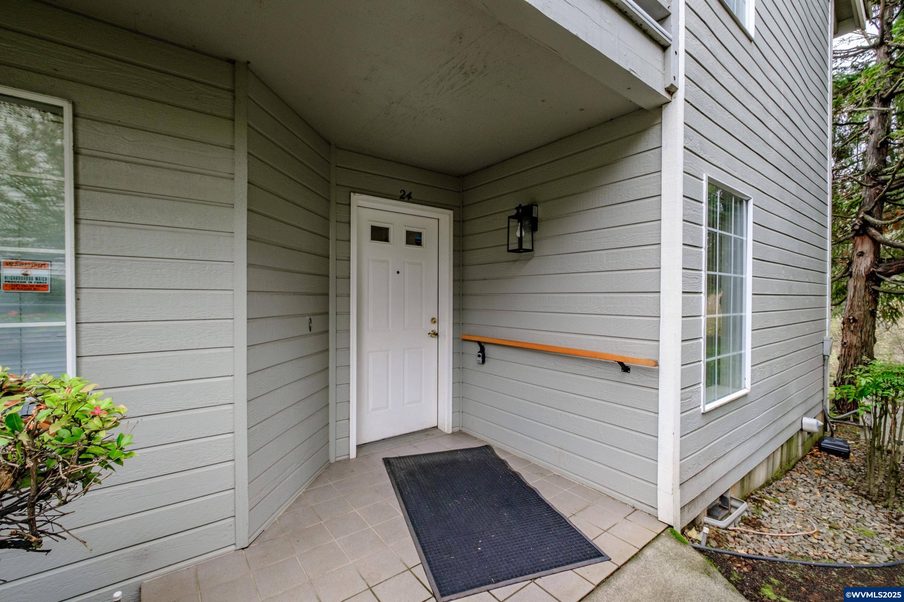 Salem, OR 97306,1840 Rees Hill Rd