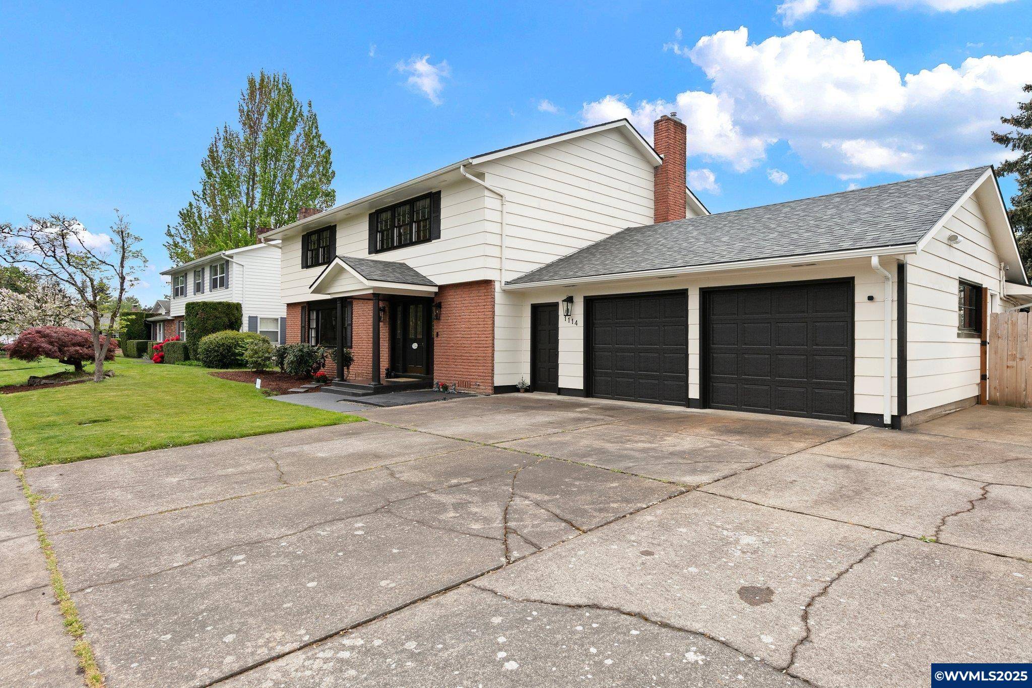 Albany, OR 97321,1114 Lakewood Dr