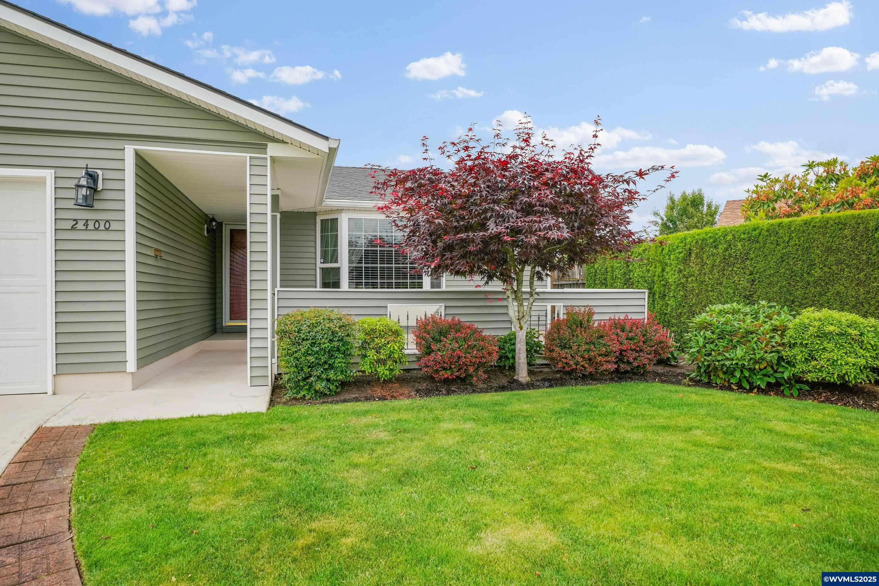 Woodburn, OR 97071,2400 Santiam Dr W W