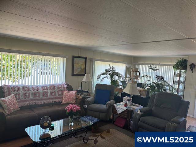 Newport, OR 97365,176 35th St