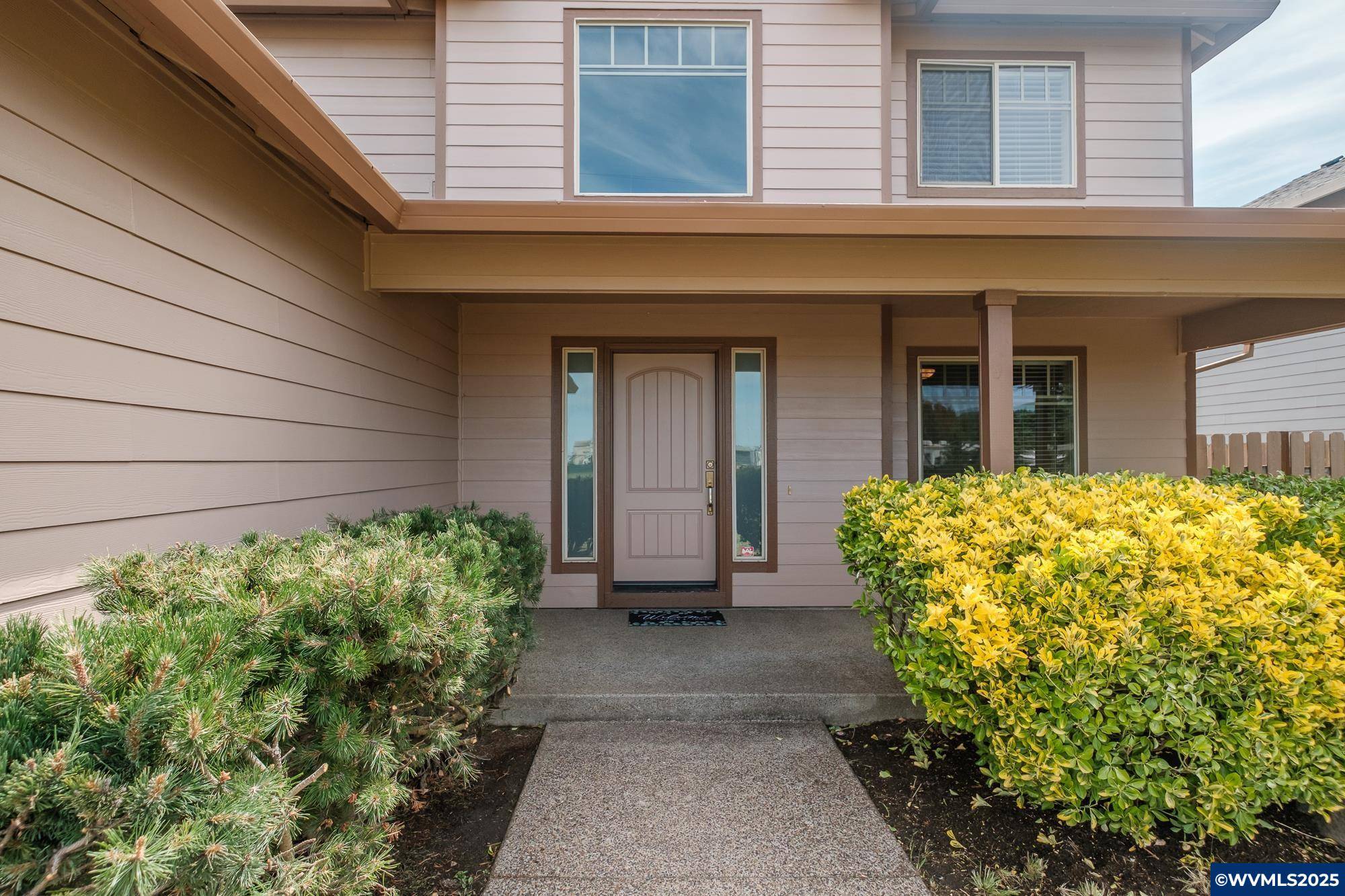 Lebanon, OR 97355,1989 12th St