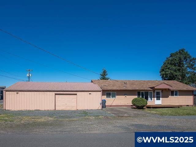 Salem, OR 97305,6911 Blossom St NE NE