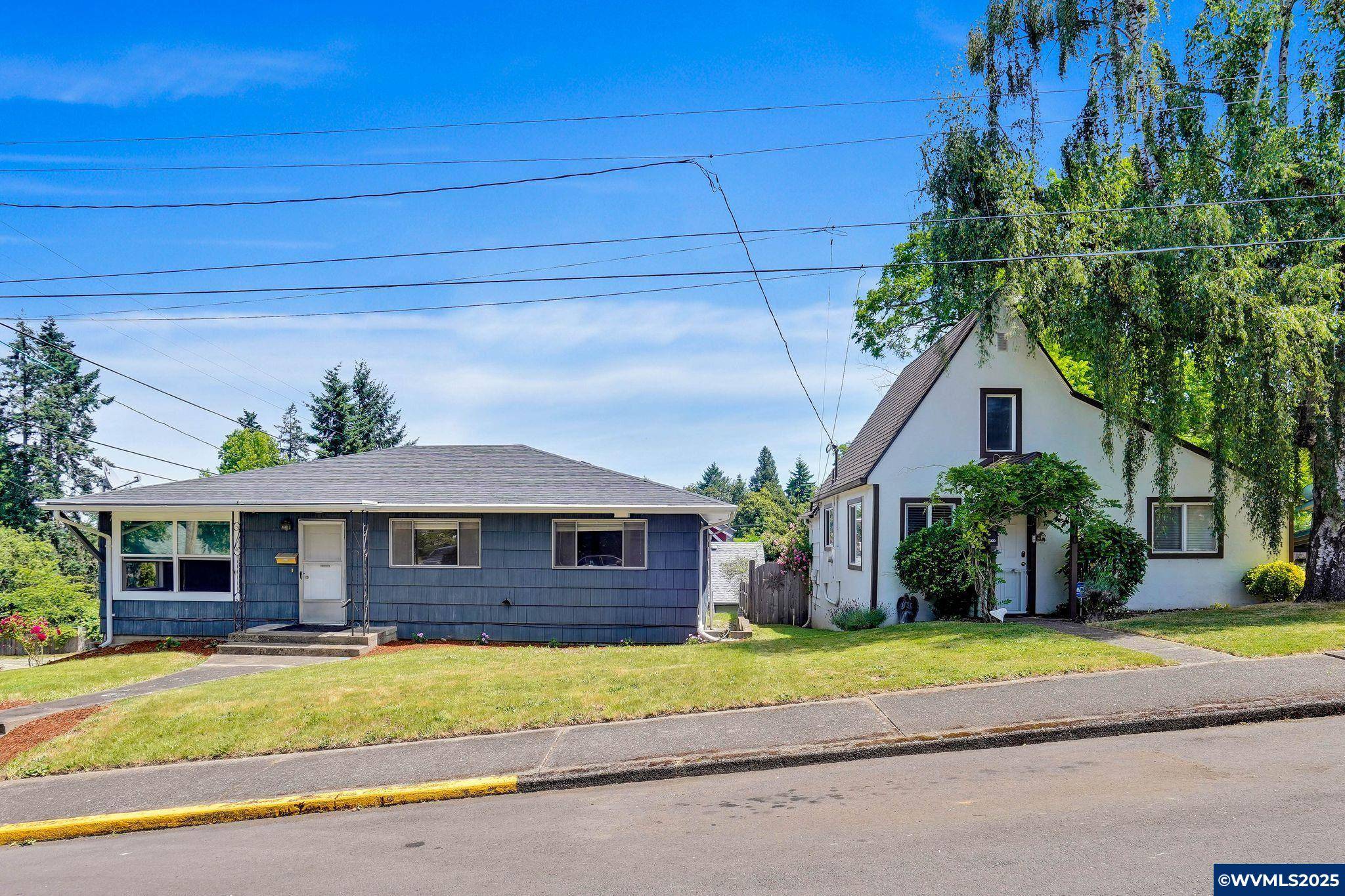 Salem, OR 97302,2210 Winter (-2220) St SE SE