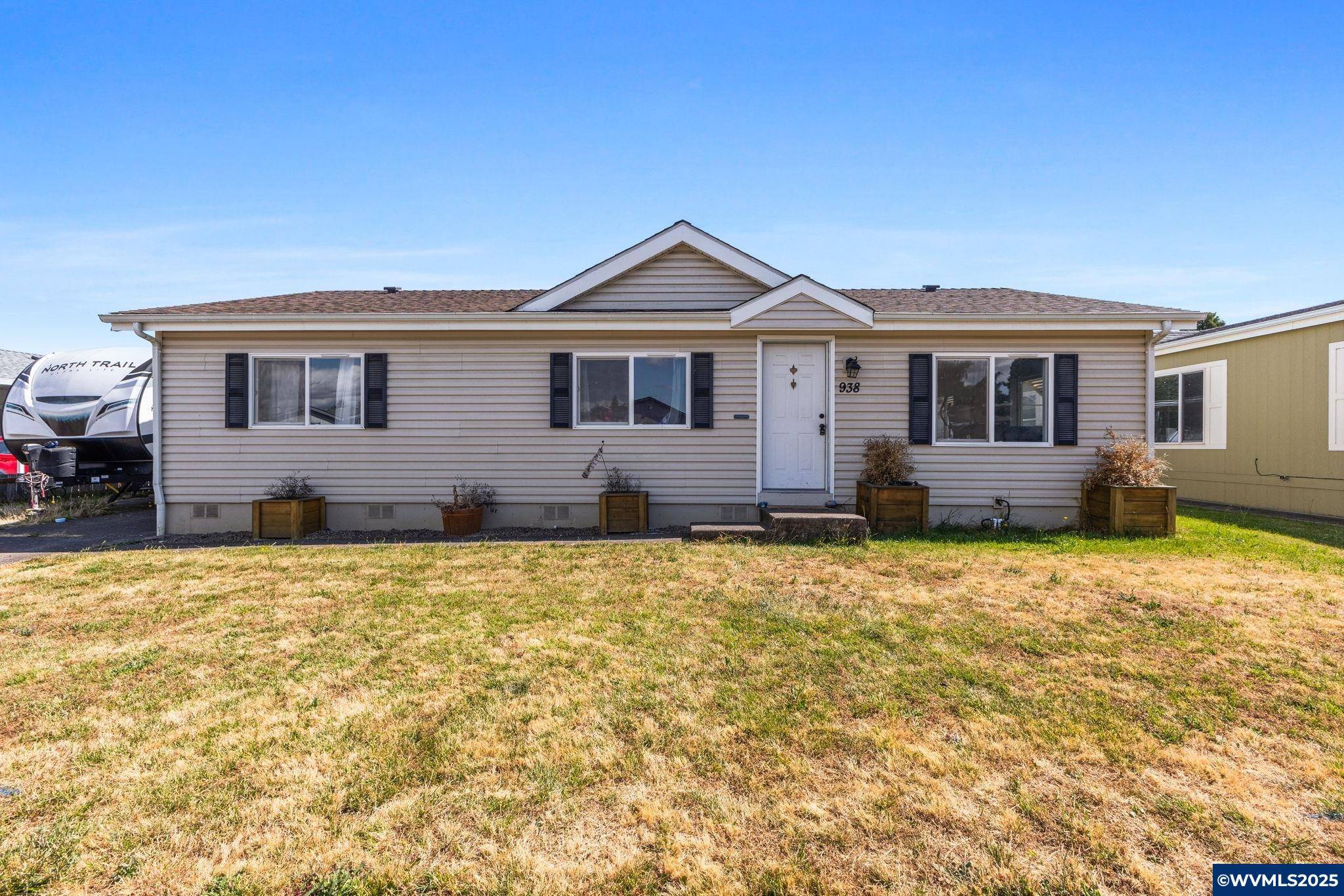 Lebanon, OR 97355,938 MAZAMA St