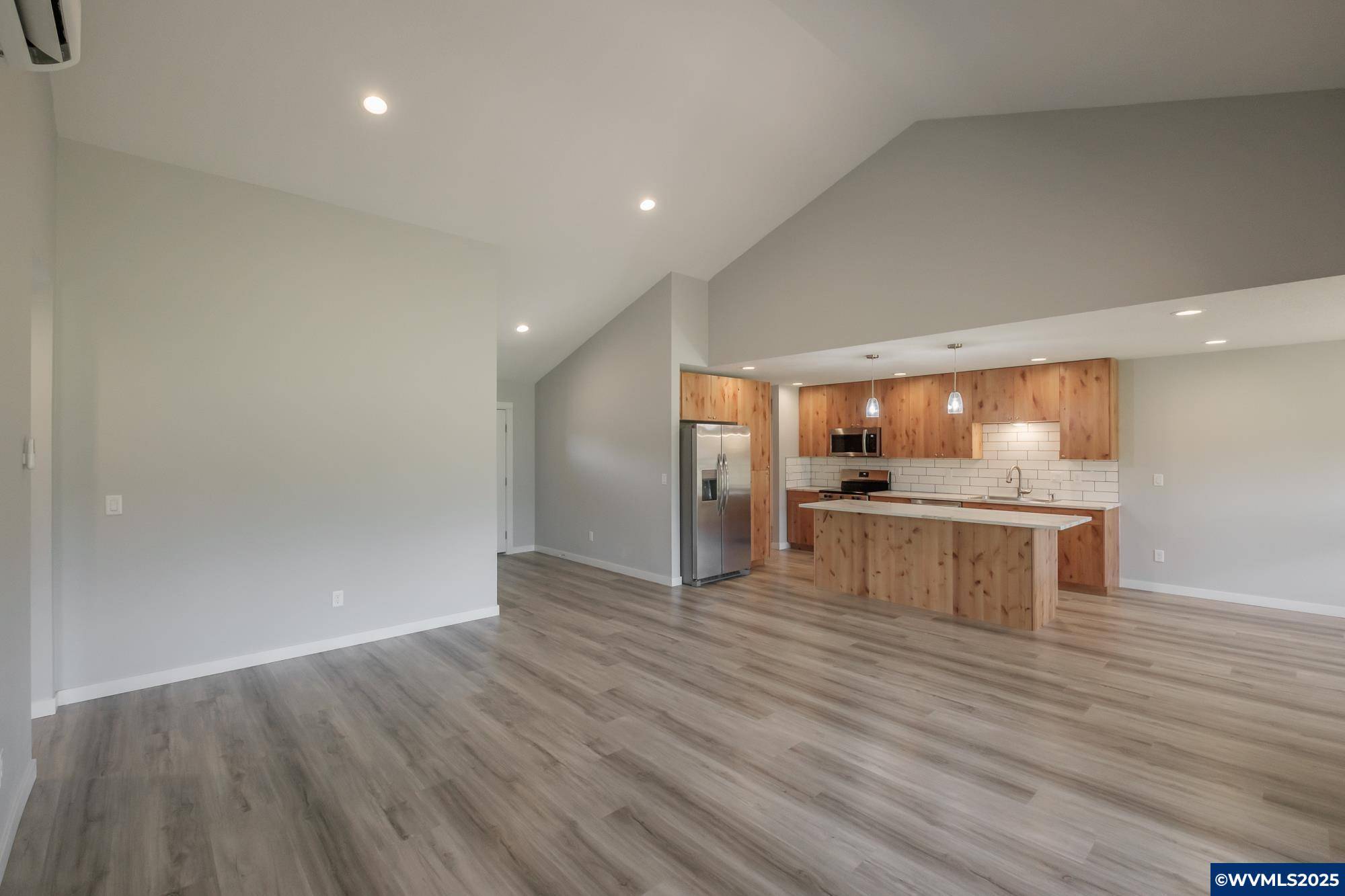 Sweet Home, OR 97383,1225 49th St