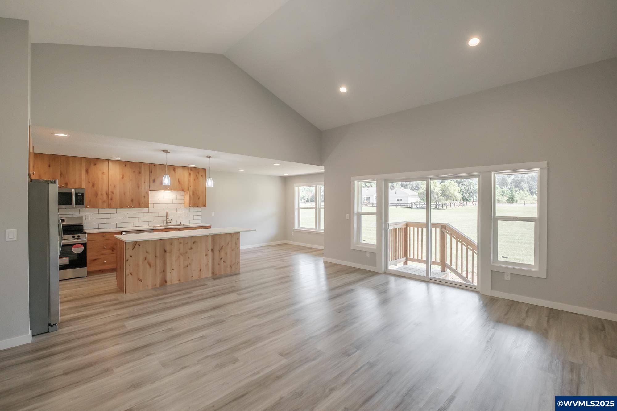 Sweet Home, OR 97383,1225 49th St
