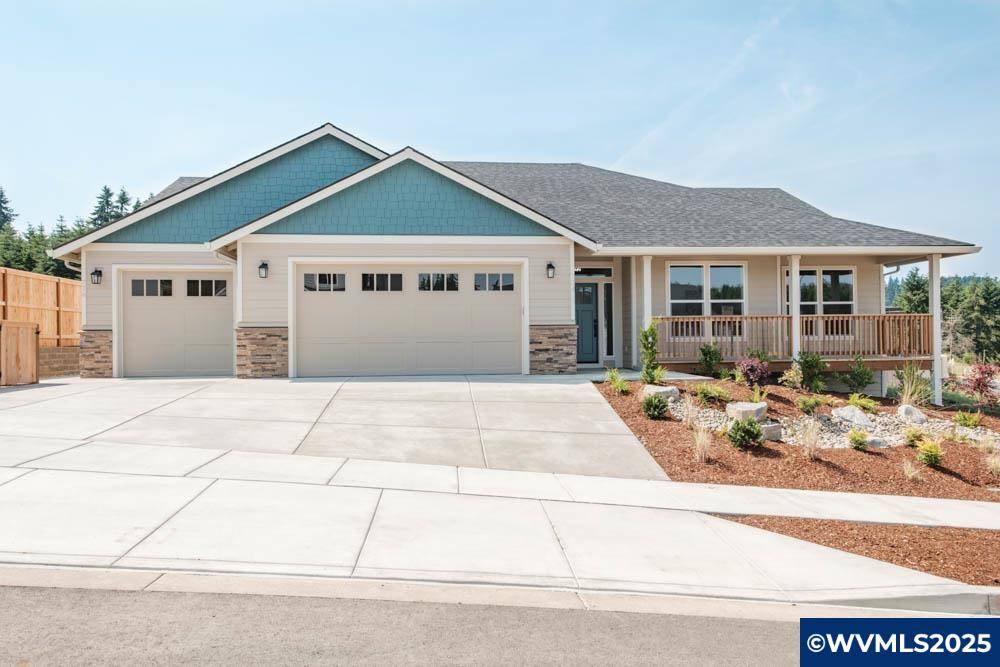 Silverton, OR 97381,774 Riley Dr