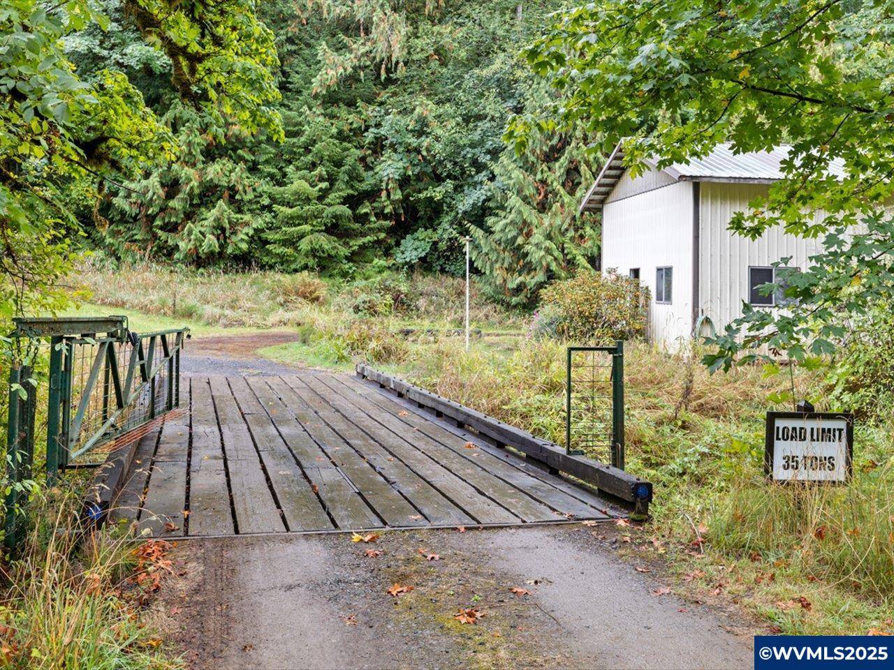 Philomath, OR 97370,22530 Woods Creek Rd