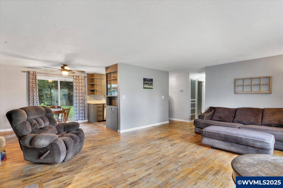 Albany, OR 97321,4714 Willetta St SW SW