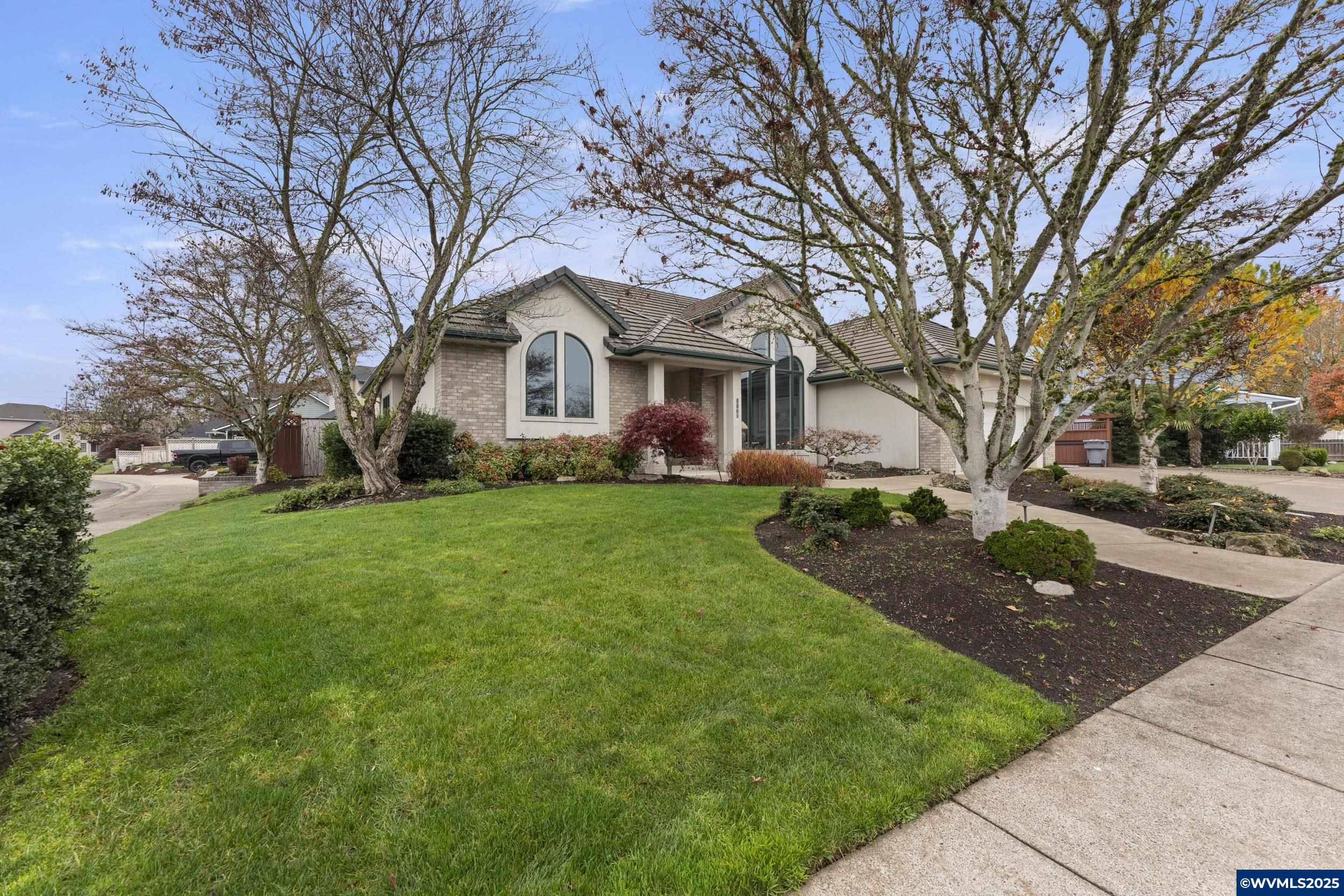 Albany, OR 97322,2680 E Mountain View Dr SE SE