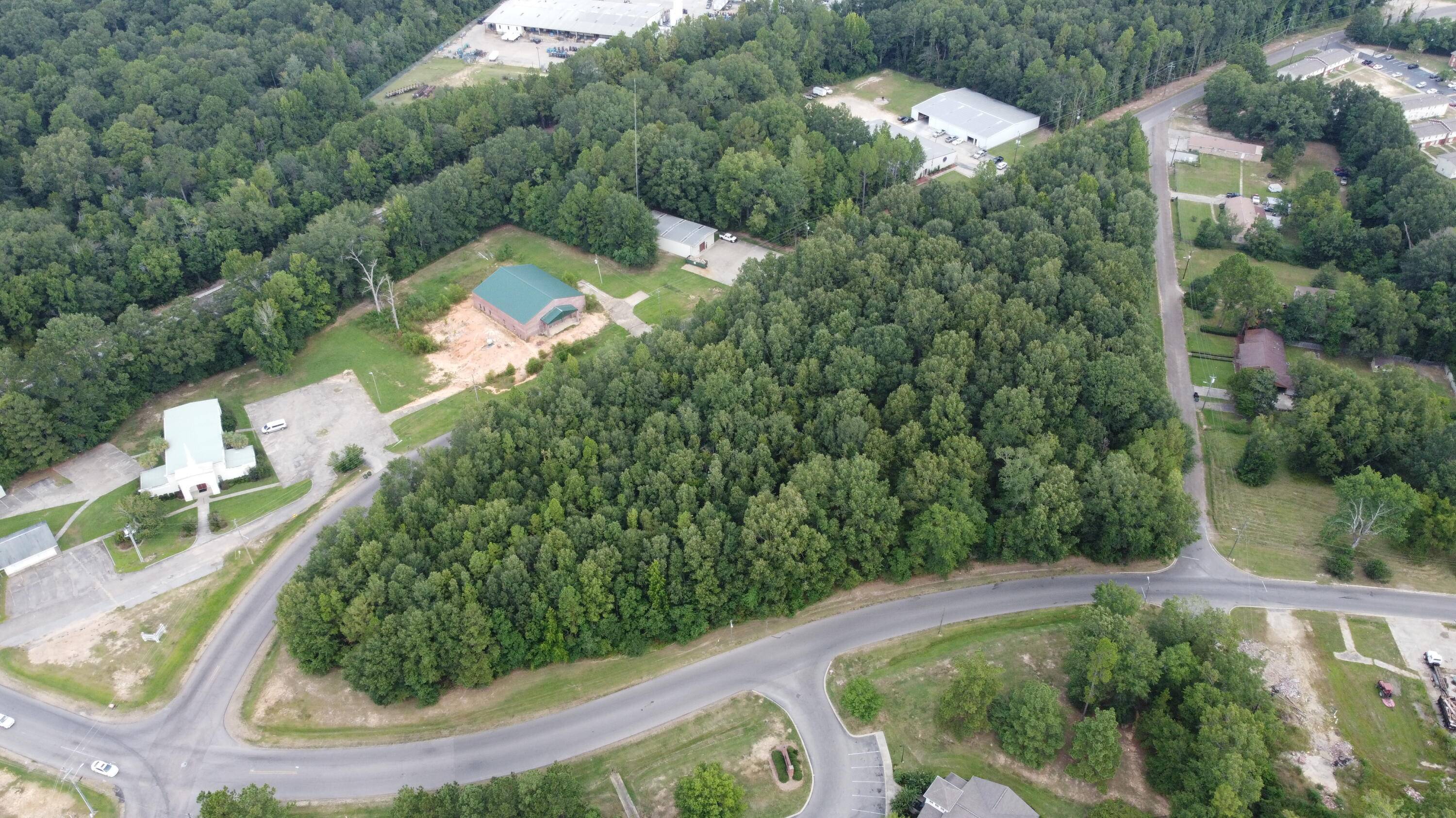 Hattiesburg, MS 39401,0 Wisteria Dr.