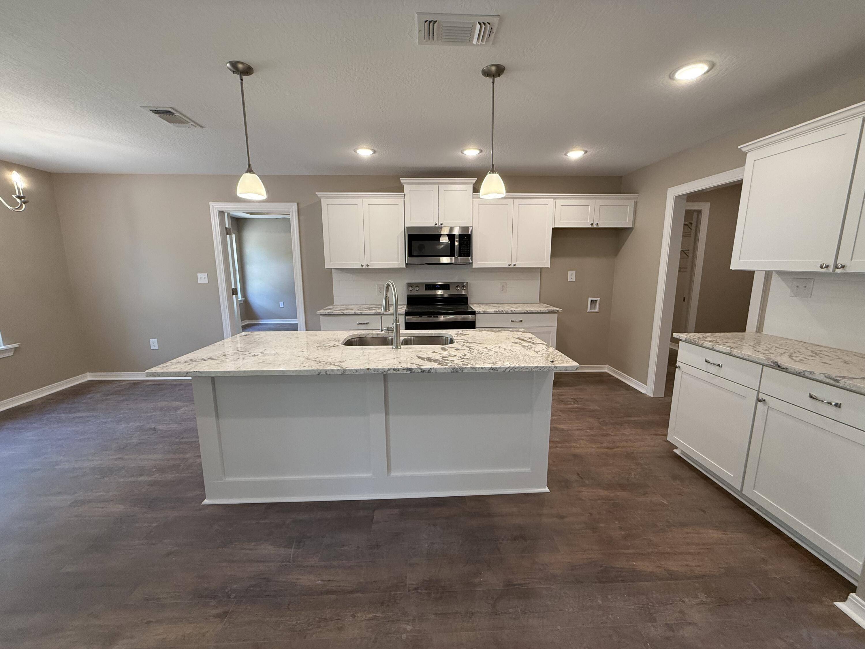 Sumrall, MS 39482,18 The Oaks Dr.
