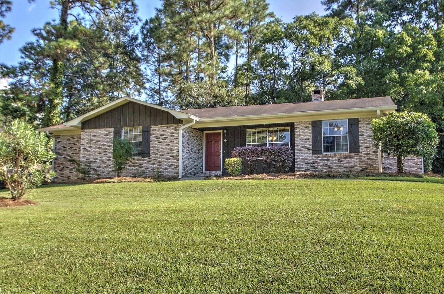 Hattiesburg, MS 39402,4 Sharmont Dr.